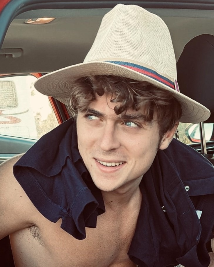 Luca — Model & Host in Roma photo 2