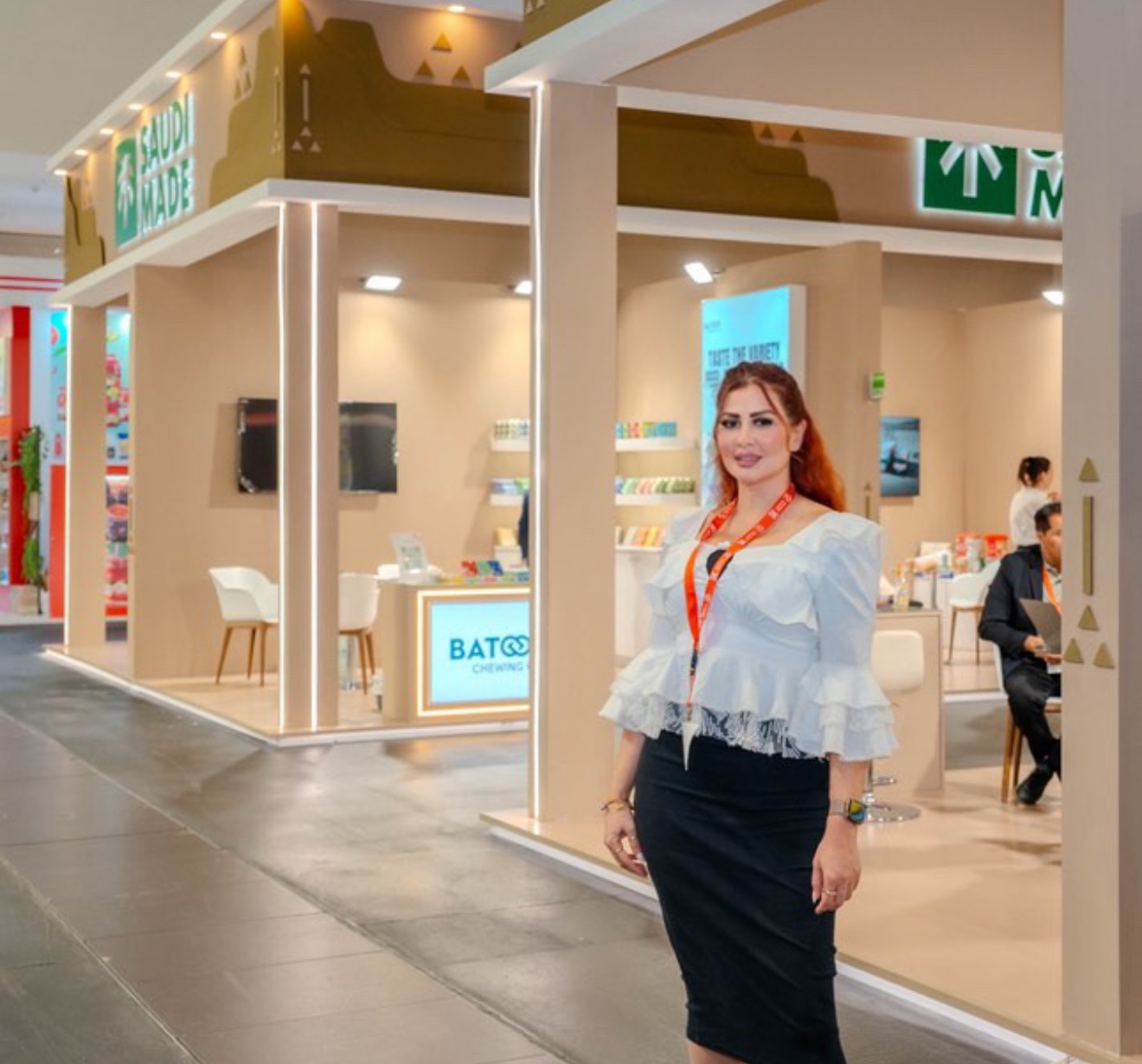 Farah — Model & Hostess in Bornheim photo 7