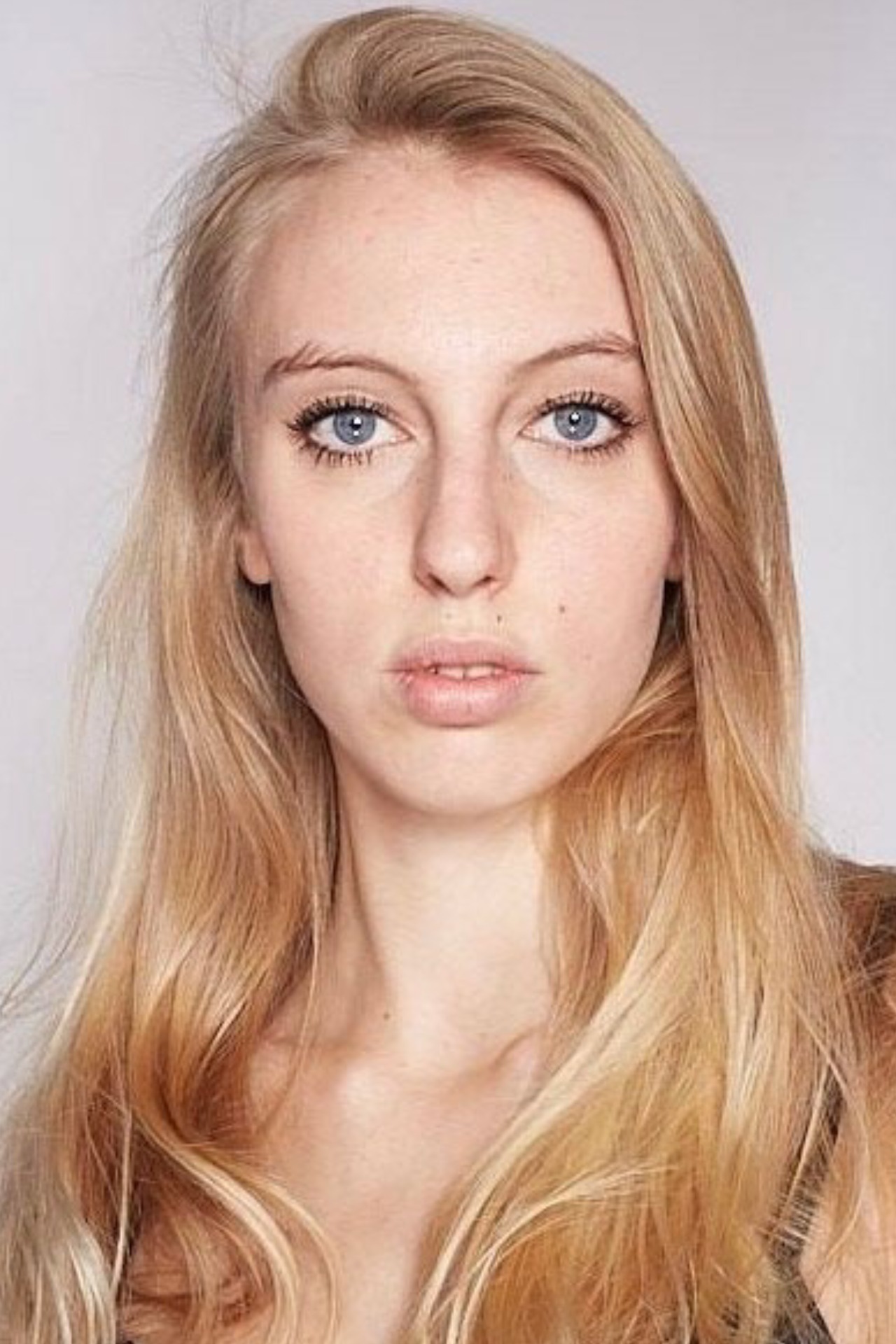 Eleonora — Model & Hostess in Roma photo 4