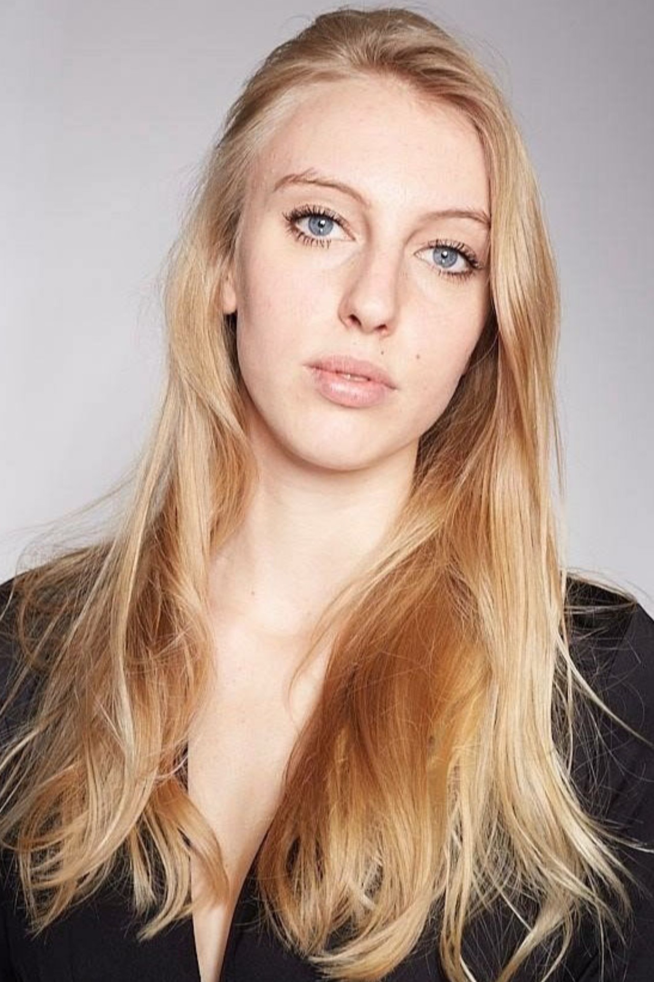 Eleonora — Model & Hostess in Roma photo 7