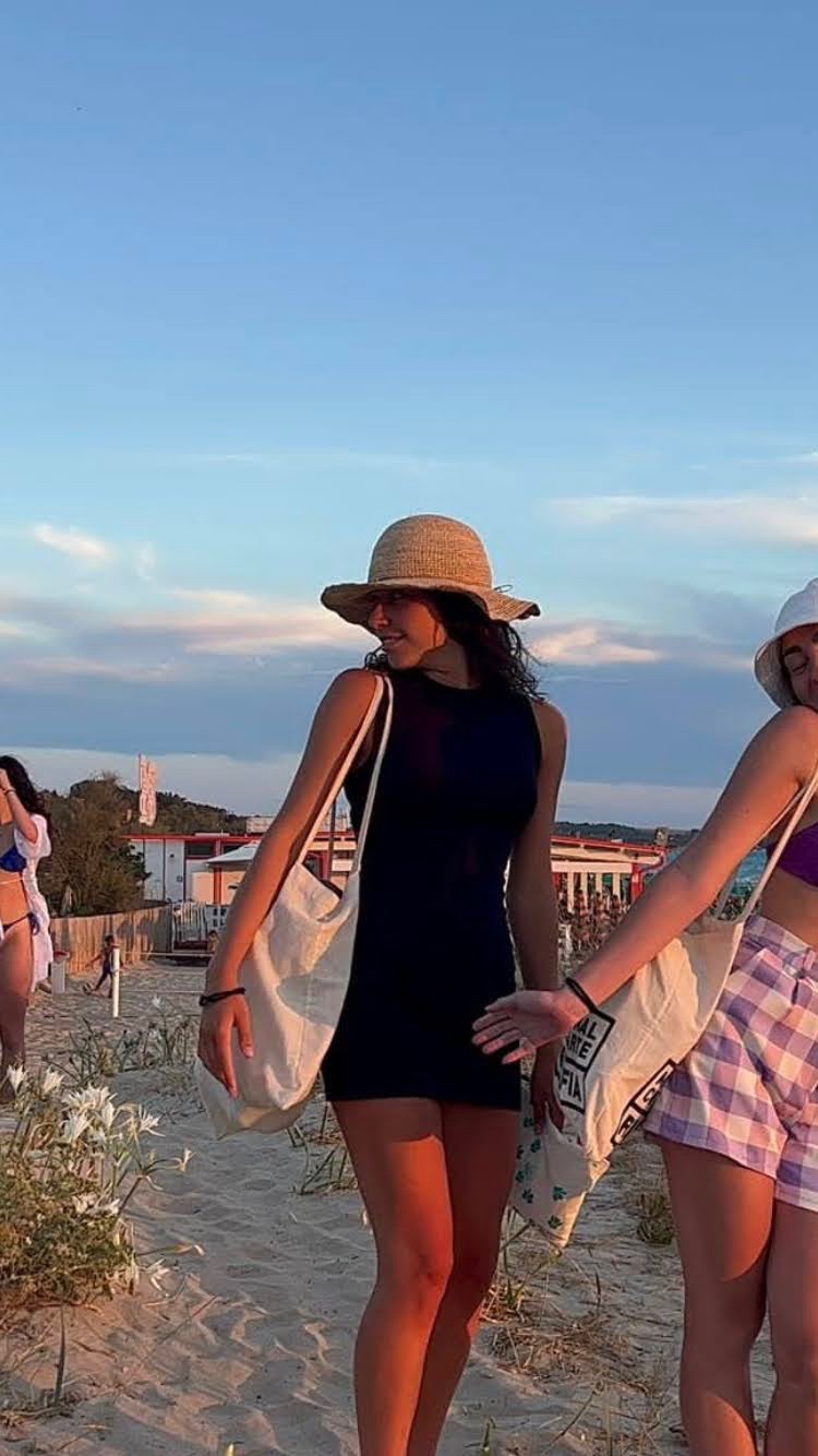 Chiara — Model & Hostess in Venezia photo 2