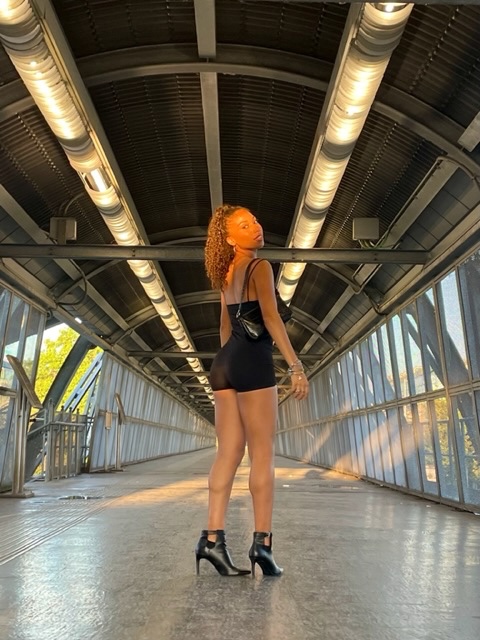Rebecca — Model & Hostess in Settimo Milanese photo 1
