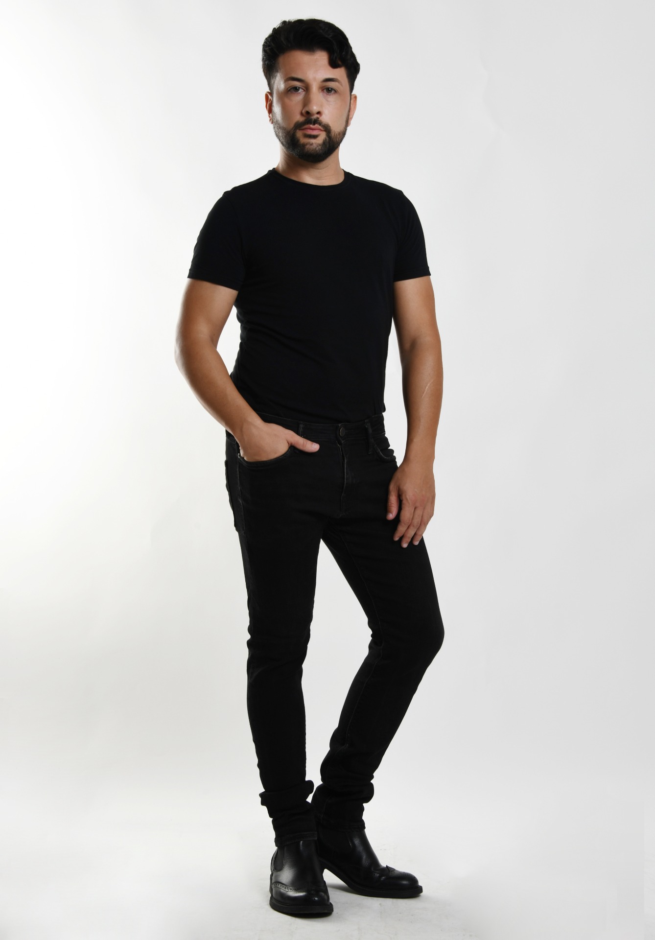 Daniele — Model & Host in Bettola-zeloforamagno photo 4
