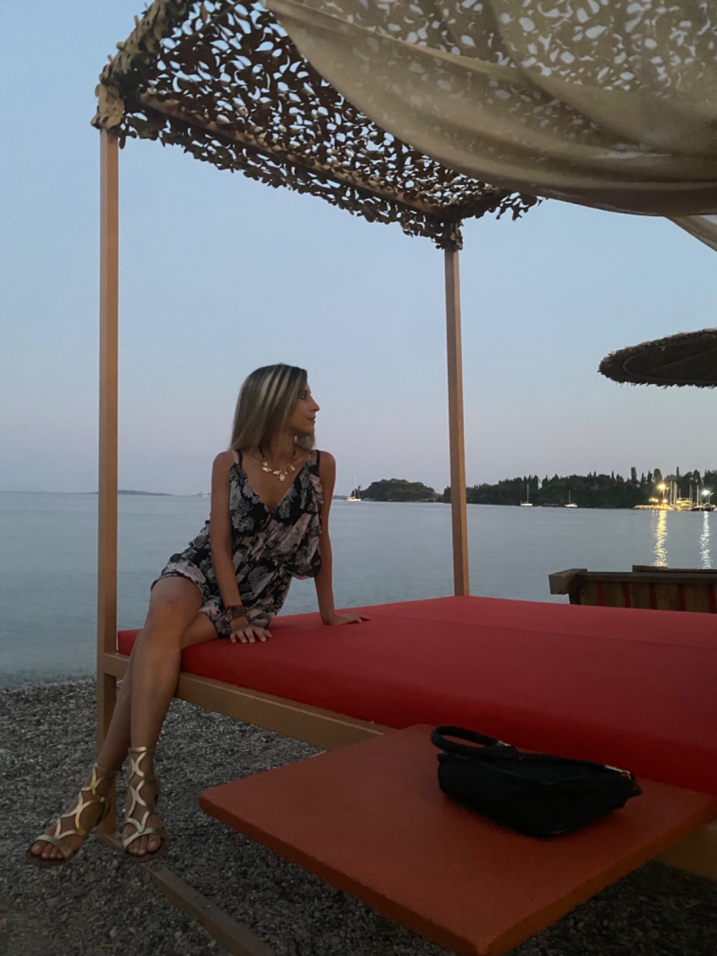 Virginia — Model & Hostess in Milano photo 2