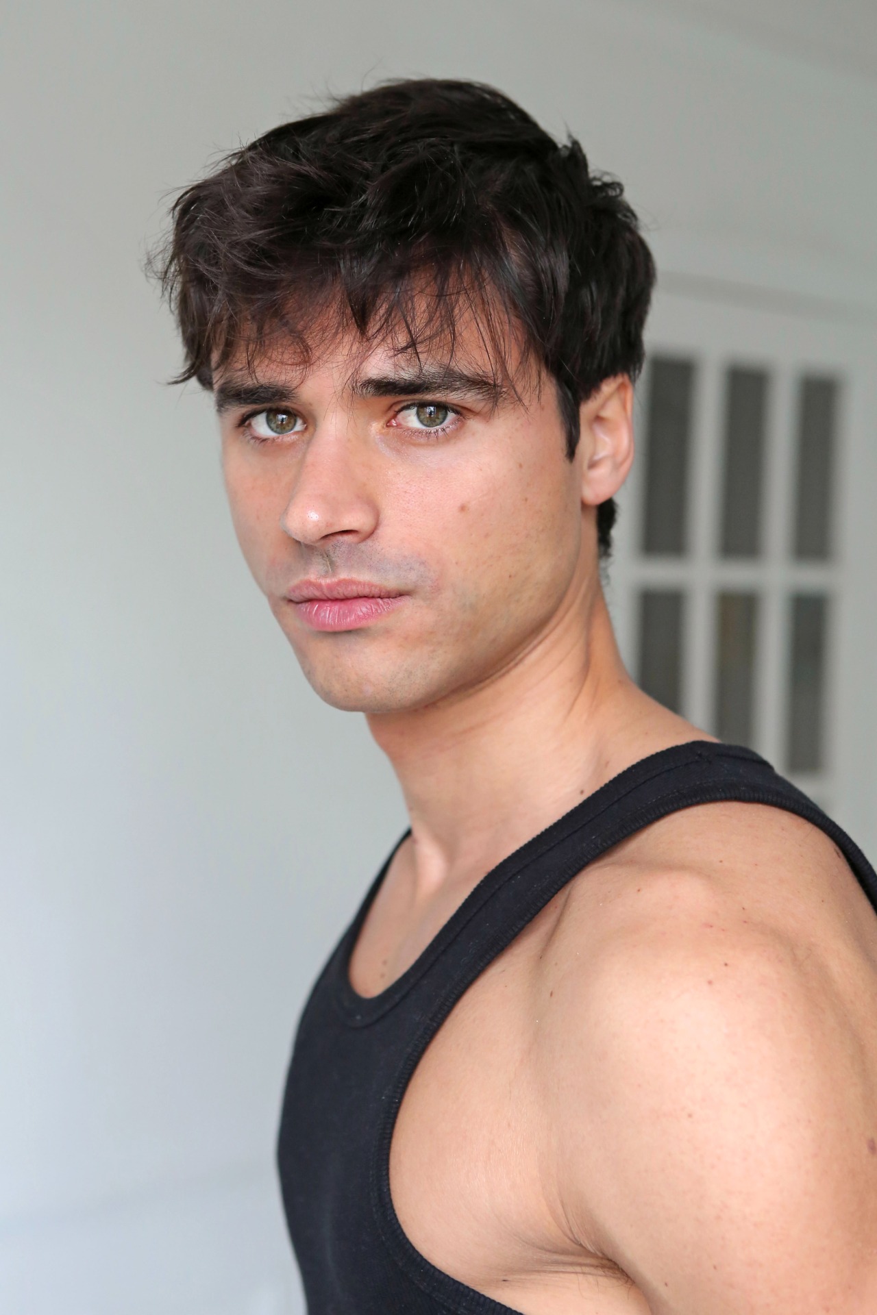 Hugh — Model & Host in Boulogne-billancourt photo 18