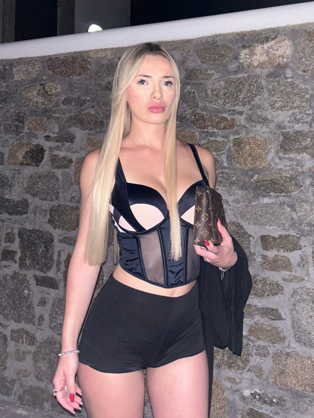 Elena — Model & Hostess in Cesano Boscone photo 9