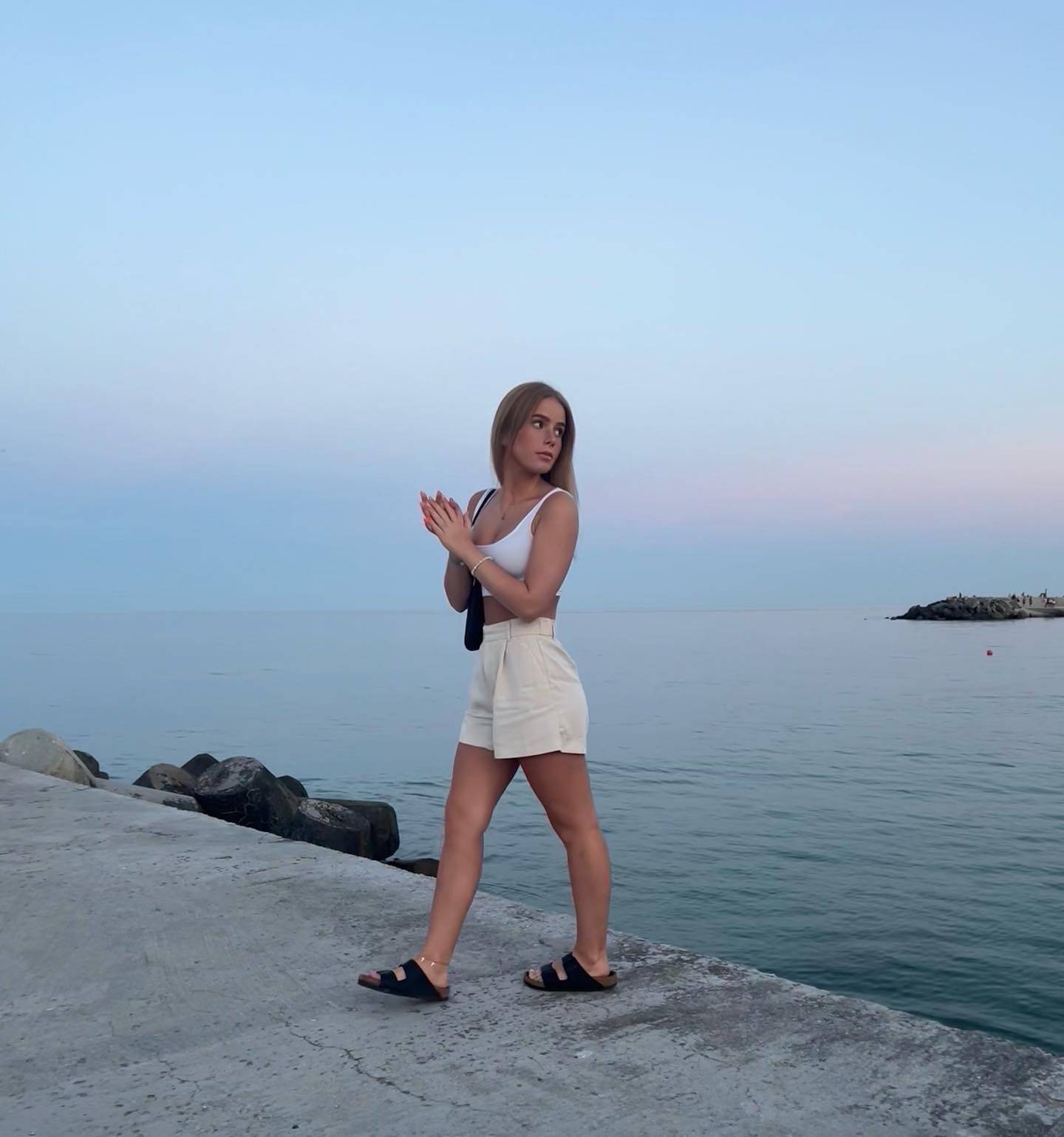 Elena — Model & Hostess in Hilden photo 3