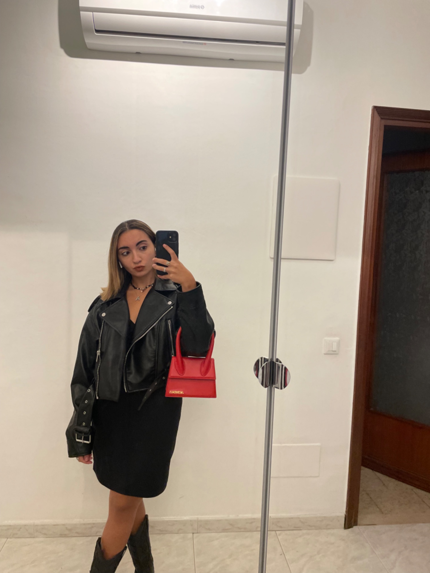 Angela — Model & Hostess in Milano photo 2