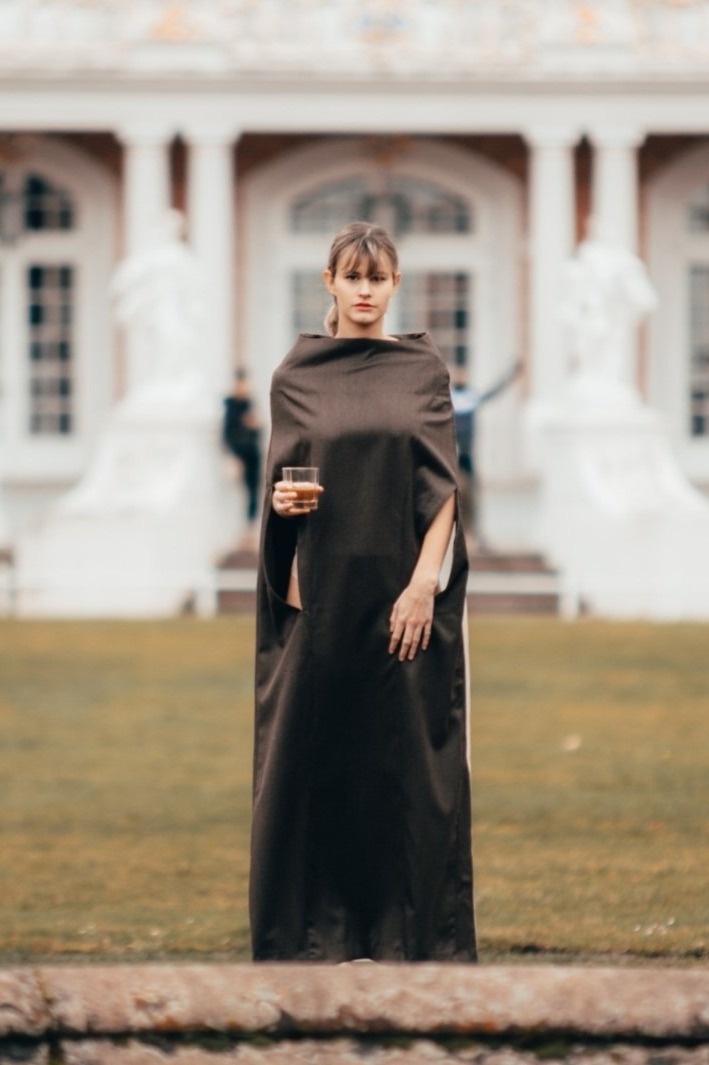 Laura — Model & Hostess in Madrid photo 12