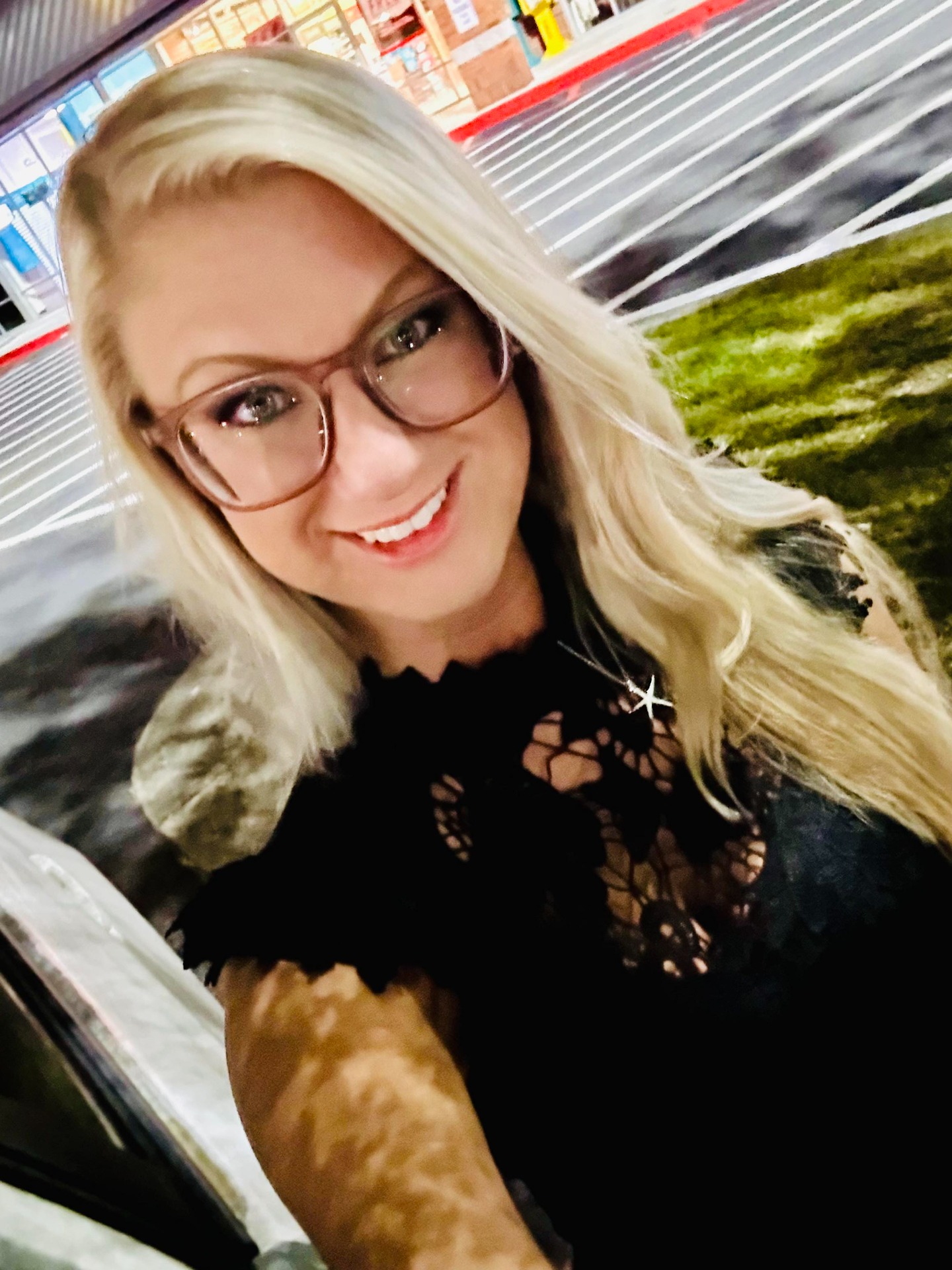 Cari — Model & Hostess in Aurora photo 15
