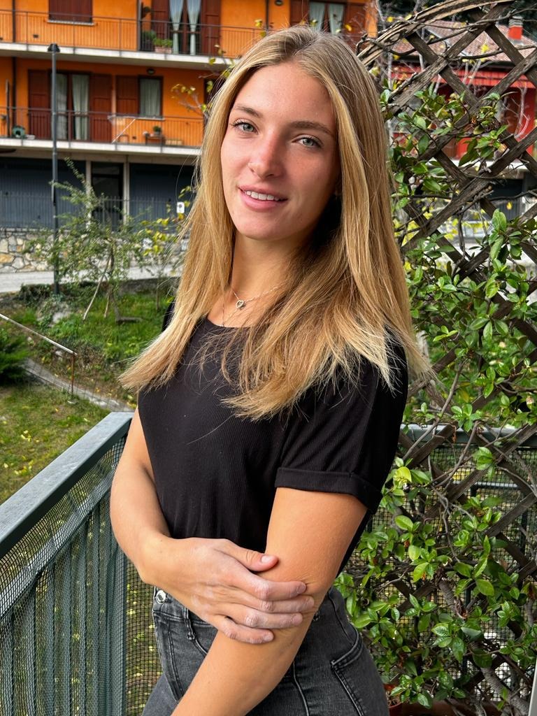 Viola — Model & Hostess in Nembro photo 1