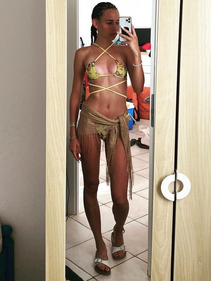 Valentina — Model & Hostess in Dubai photo 16