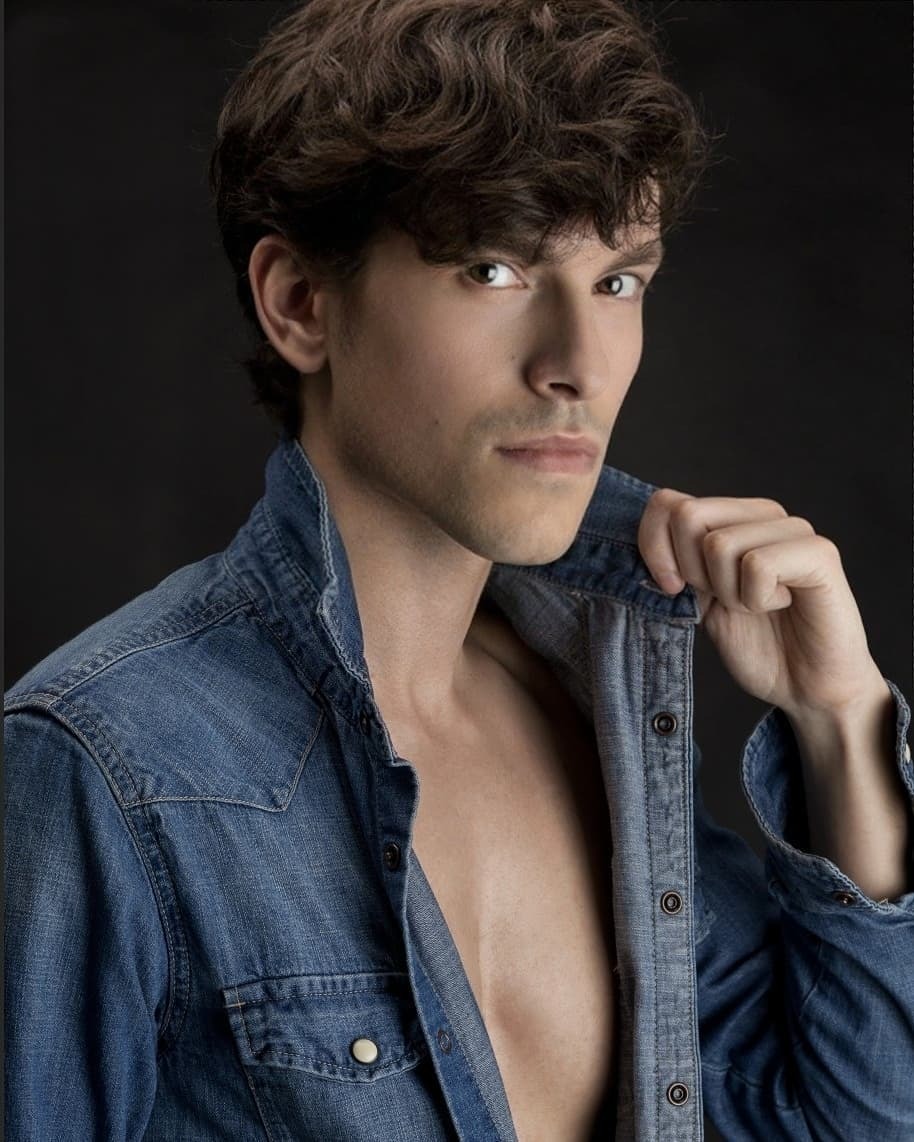 Cristian — Model & Host in Barcelona photo 5