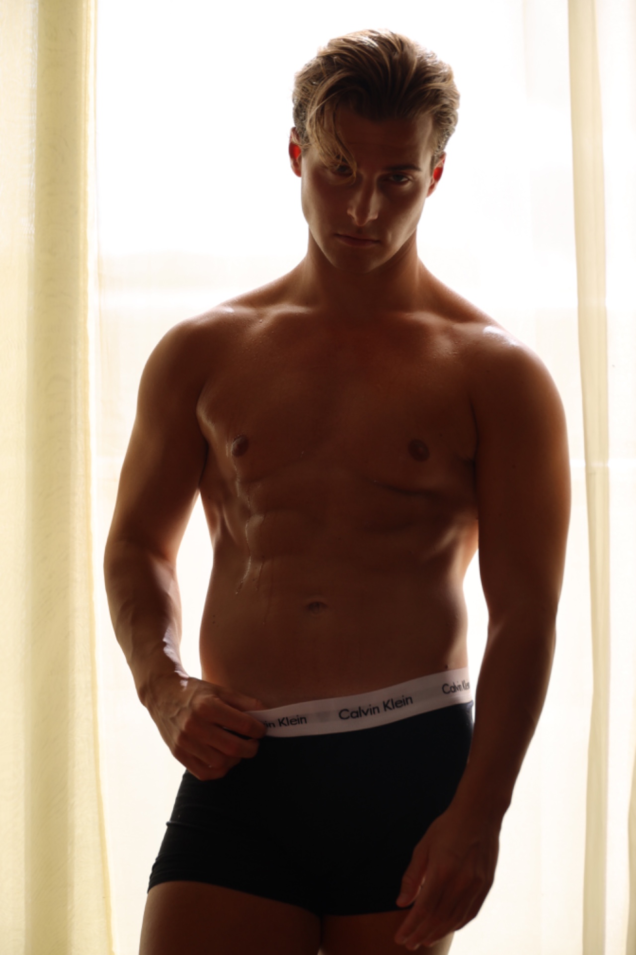 Sacha — Model & Host in Frasnes-lez-anvaing photo 11