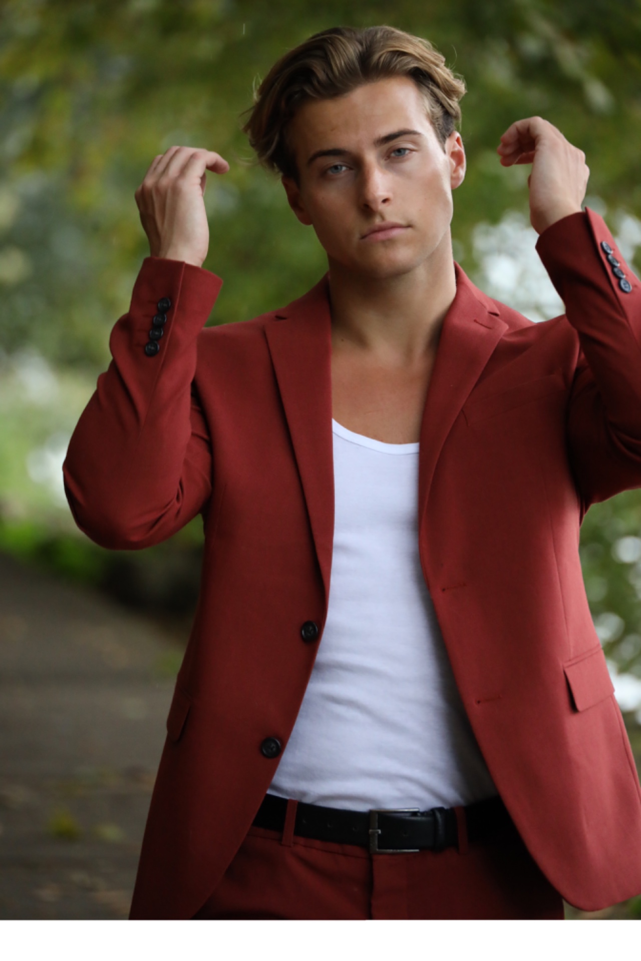 Sacha — Model & Host in Frasnes-lez-anvaing photo 18