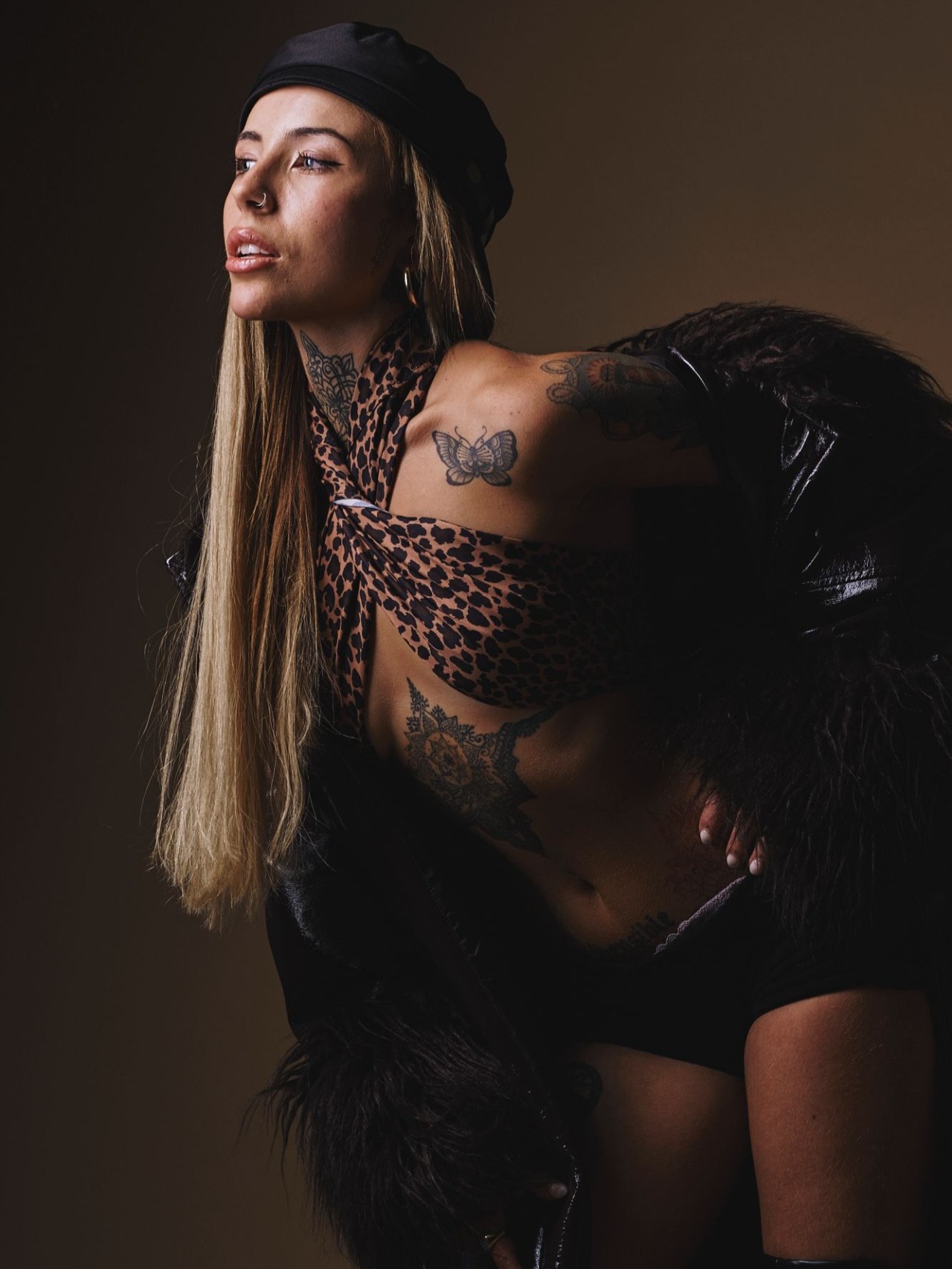 Jazmin — Model & Hostess in Greater London photo 11