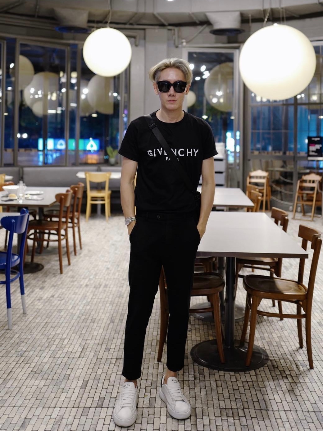Ken — Model & Host in Paris photo 10