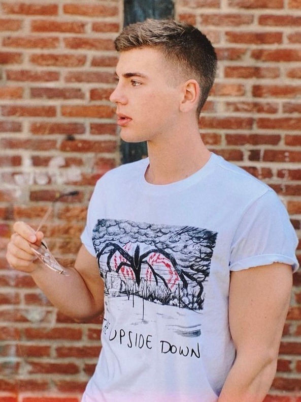 Artem — Model & Host in Berlin photo 8
