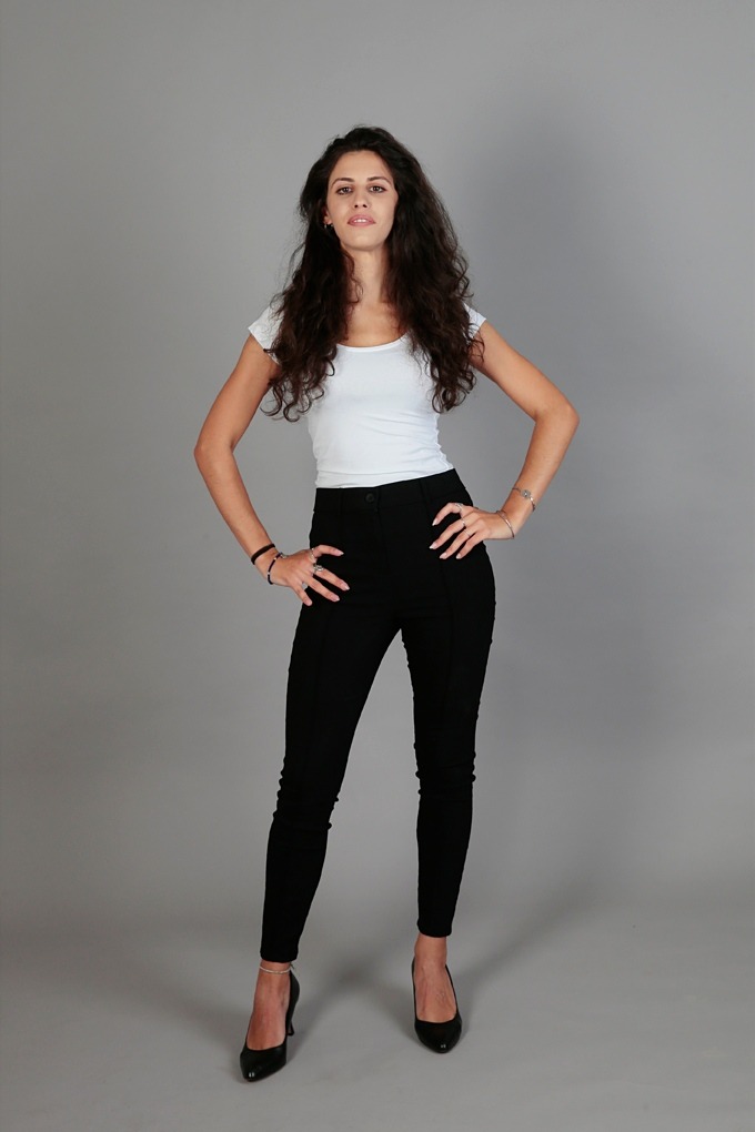 Sara — Model & Hostess in Milano photo 2