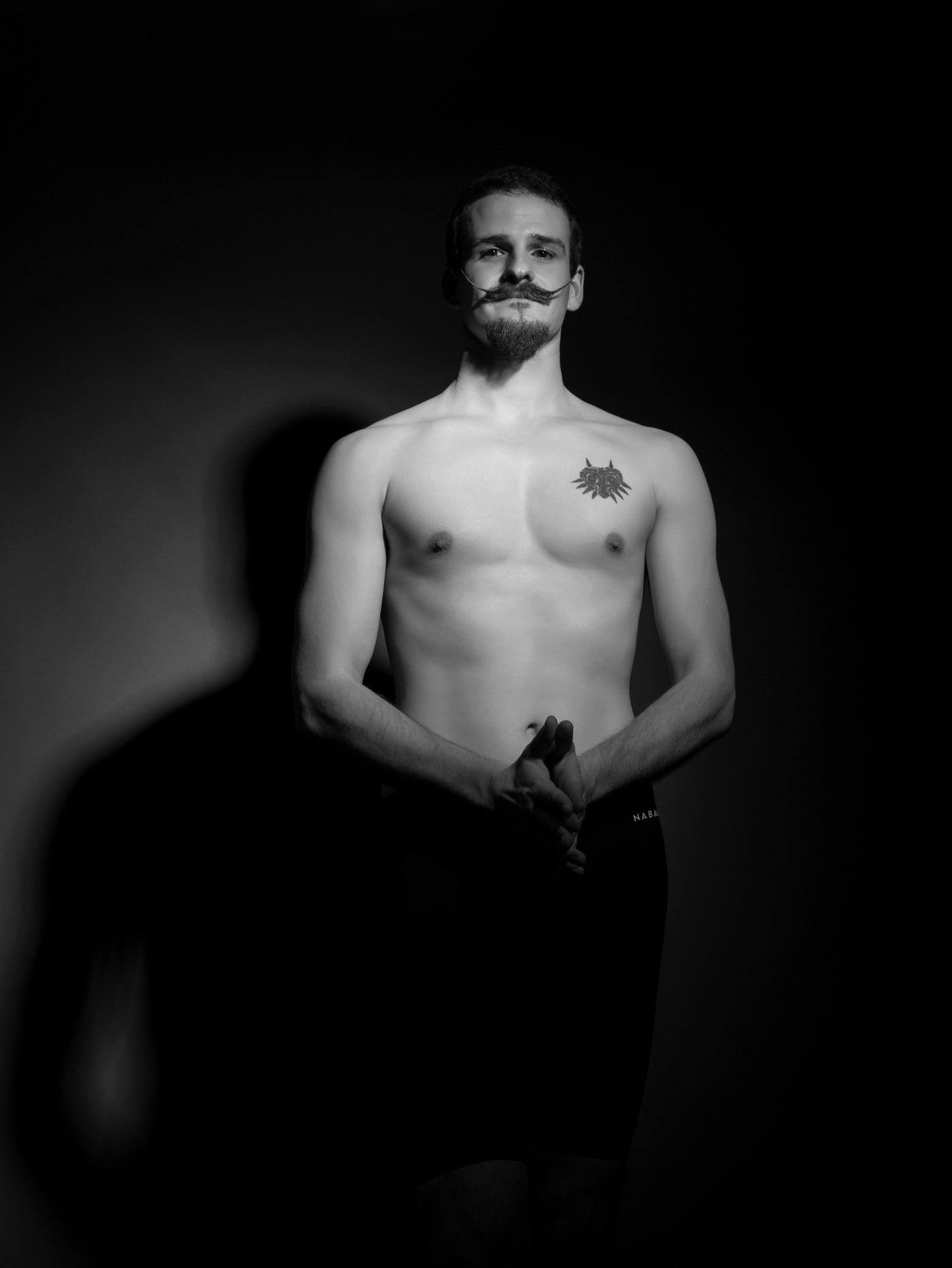 Valentin — Model & Host in Etterbeek photo 12