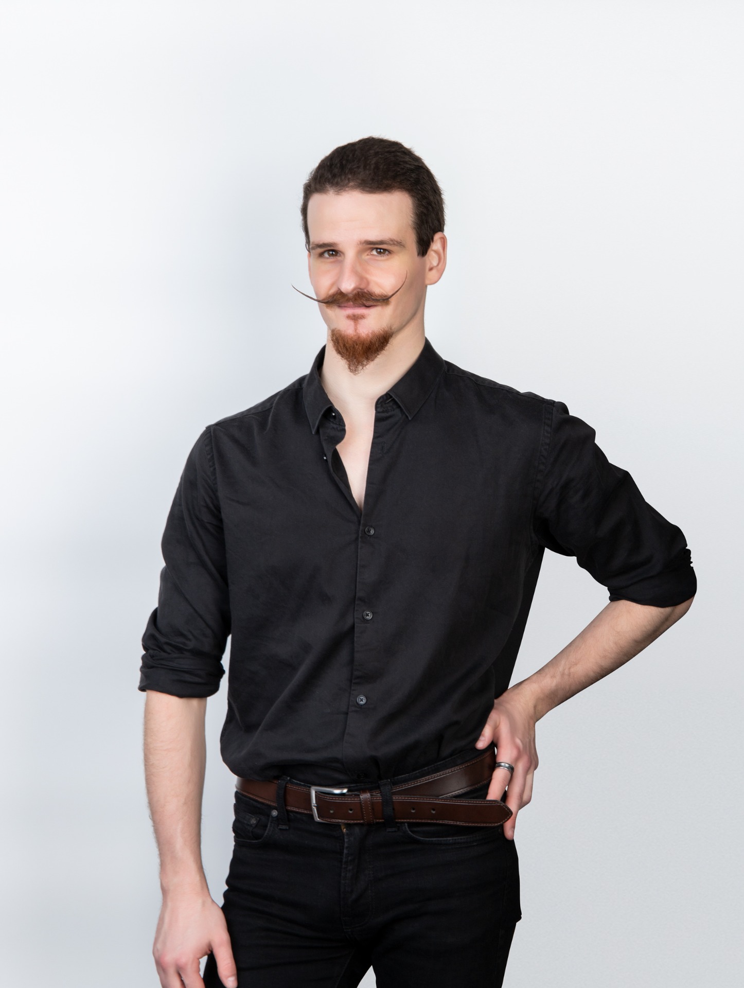 Valentin — Model & Host in Etterbeek photo 8