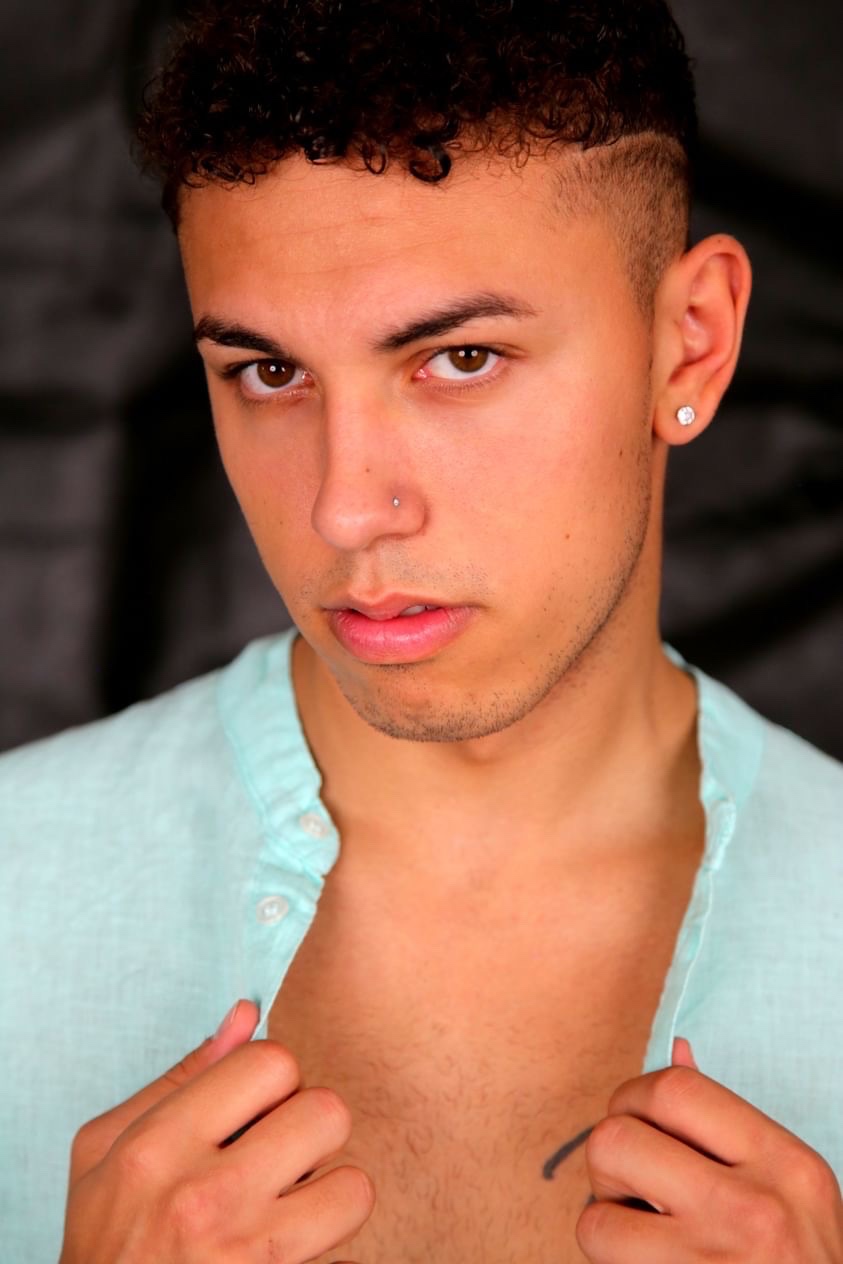 Sathi&agrave; — Model & Host in Nova Milanese photo 5