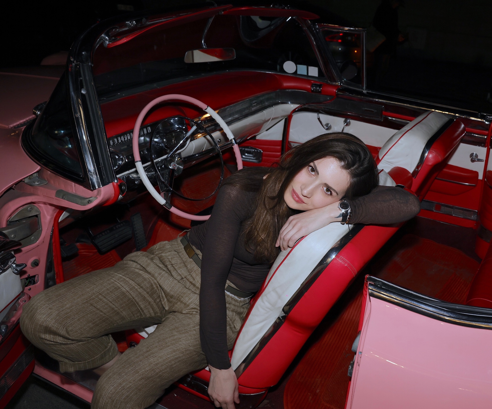 Mariami — Model & Hostess in Paris photo 4