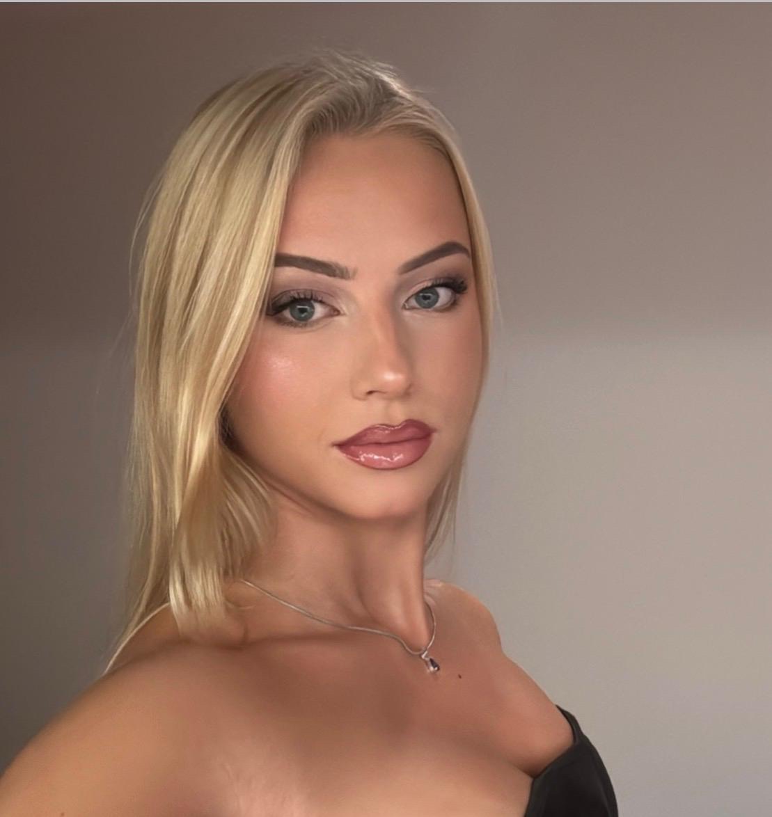 Vanessa — Model & Hostess in Barcelona photo 5