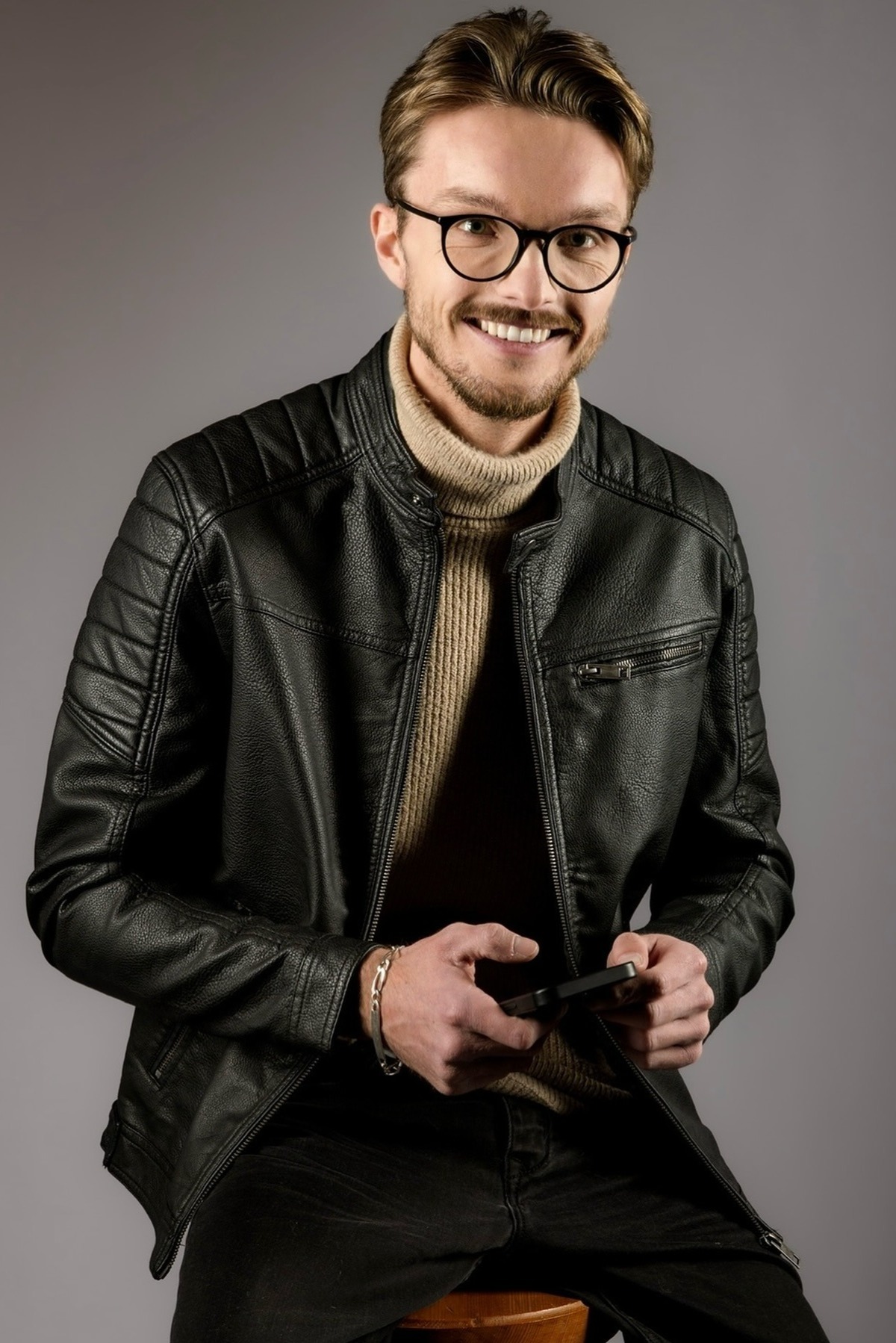 Kevin — Model & Host in Vacheresse photo 10