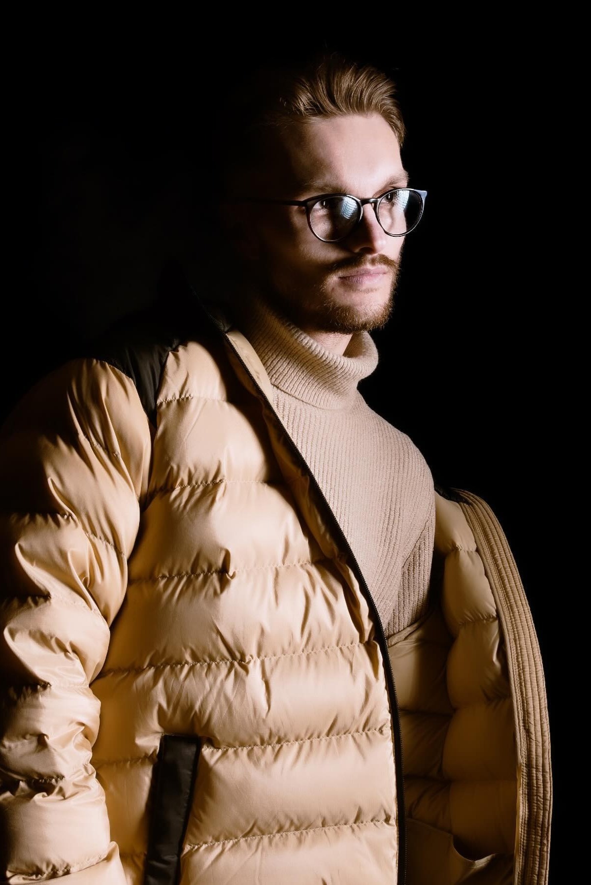 Kevin — Model & Host in Vacheresse photo 13