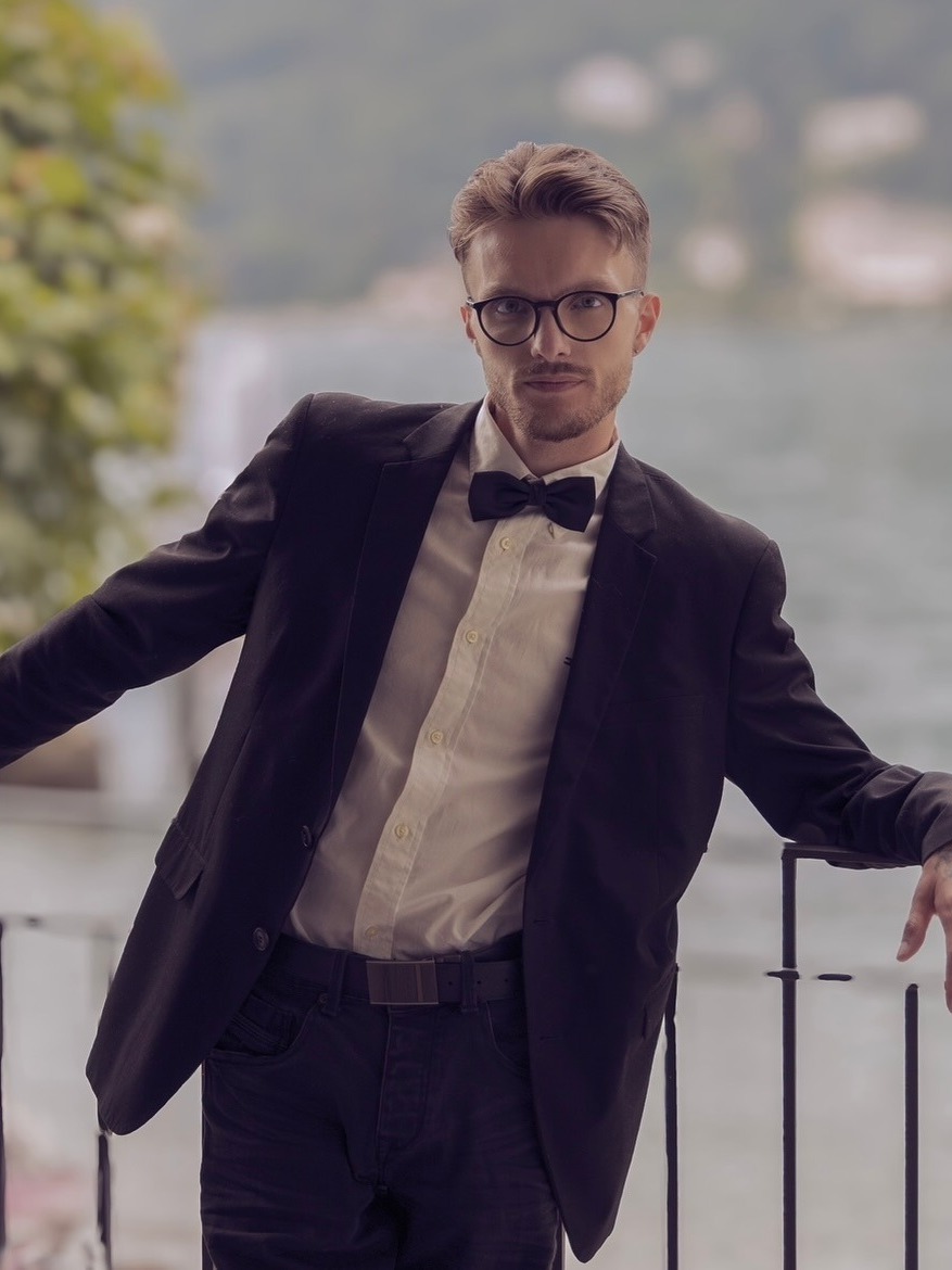 Kevin — Model & Host in Vacheresse photo 9
