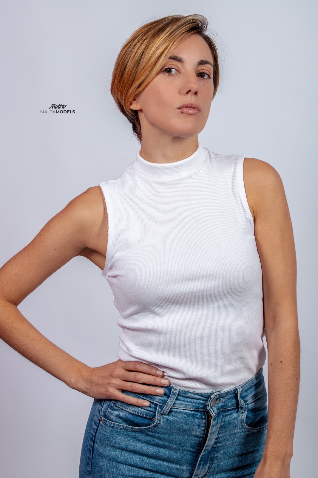 Bel&eacute;n — Model & Hostess in San Ġiljan photo 8