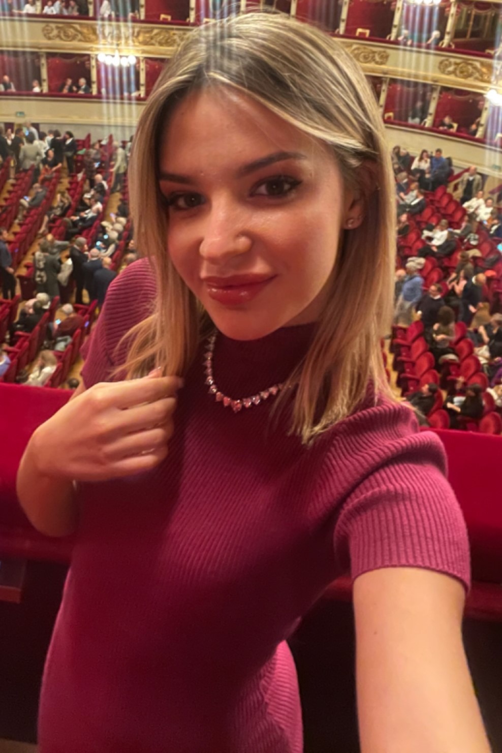Federica — Model & Hostess in Como photo 7
