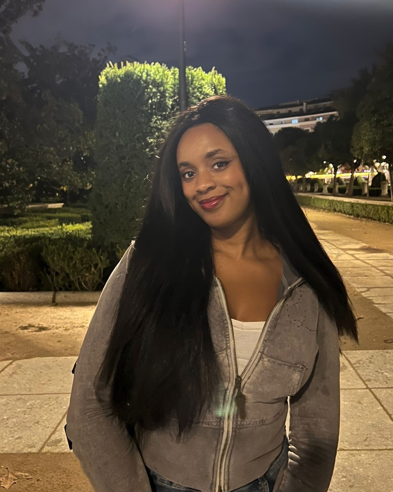 Elisa — Model & Hostess in Madrid photo 2
