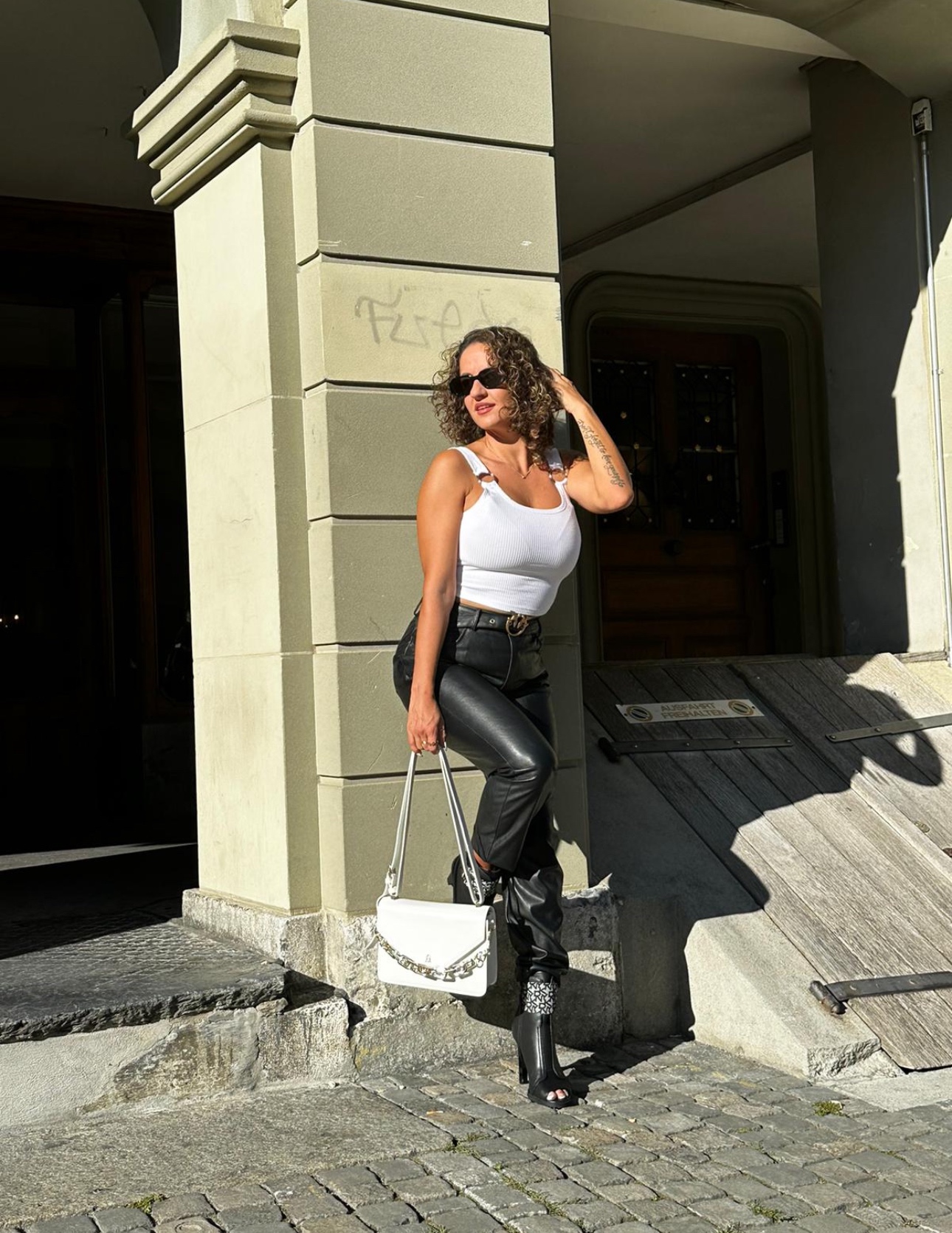 Isabel — Model & Hostess in Bern photo 7