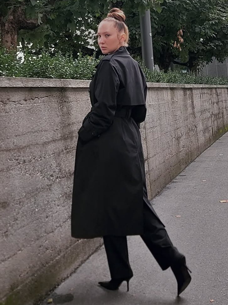 Anna — Model & Hostess in Luzern photo 3