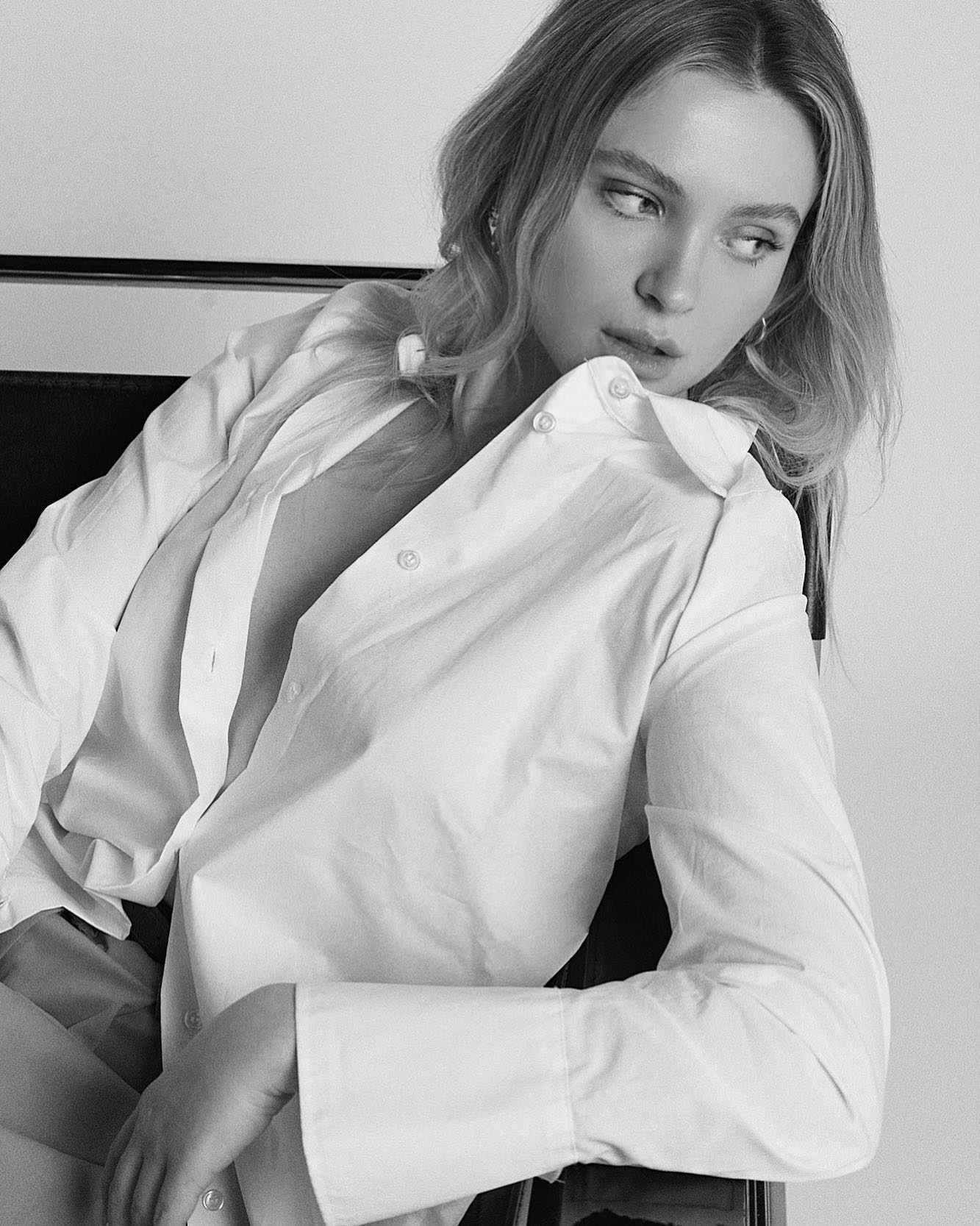 Miruna — Model & Hostess in Valencia photo 4
