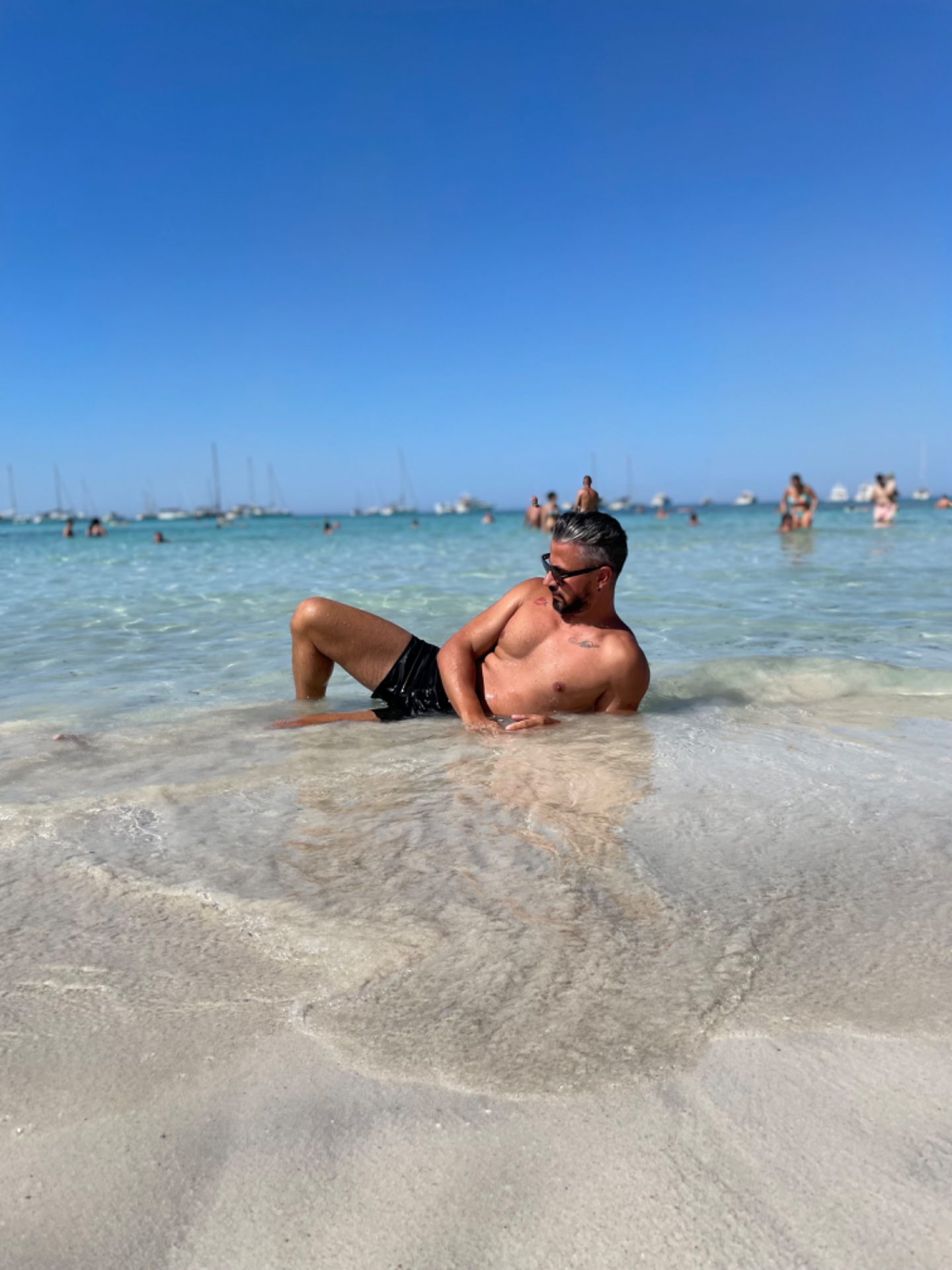 Bernardo — Model & Host in Wettingen photo 1