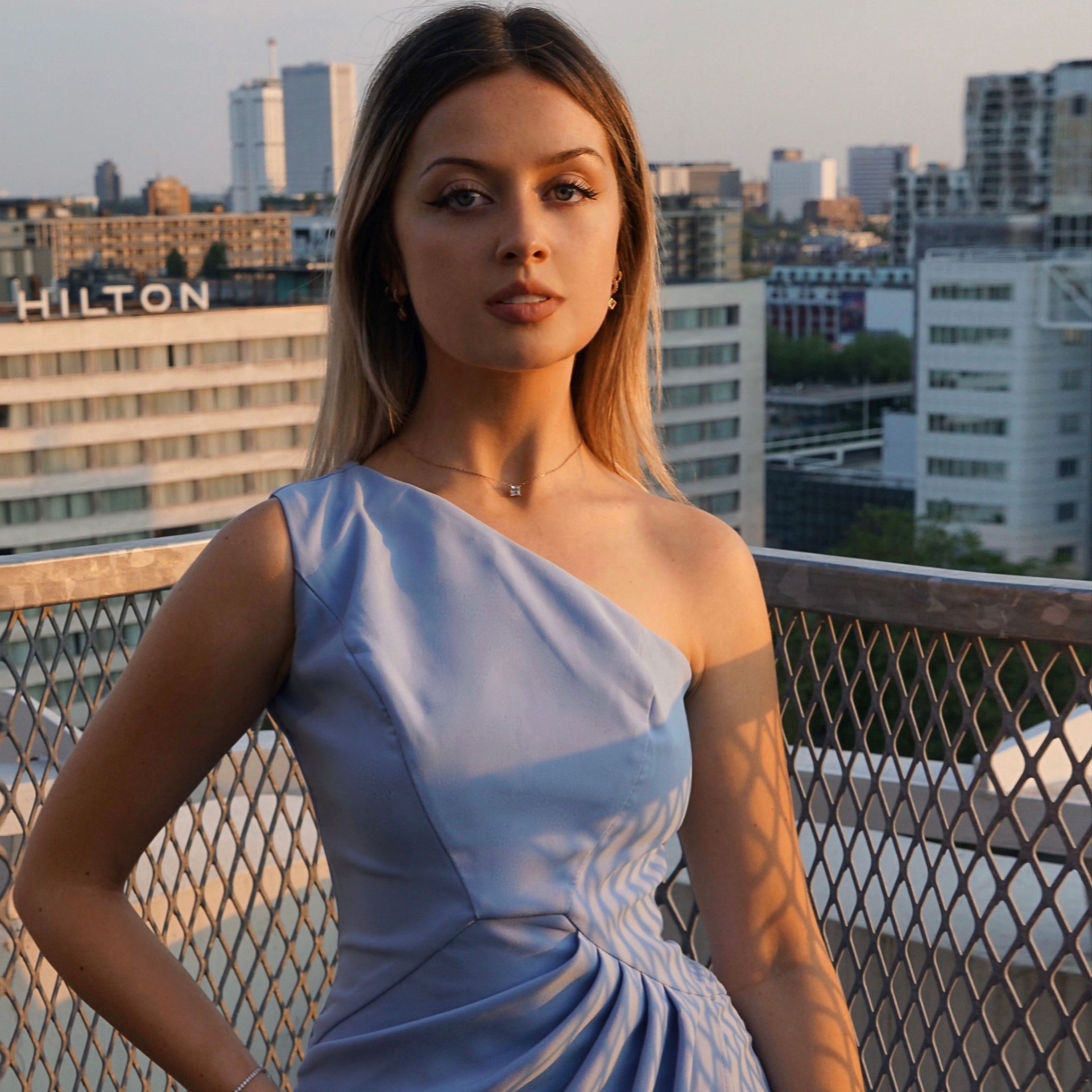 Lauren — Model & Hostess in Rotterdam photo 1