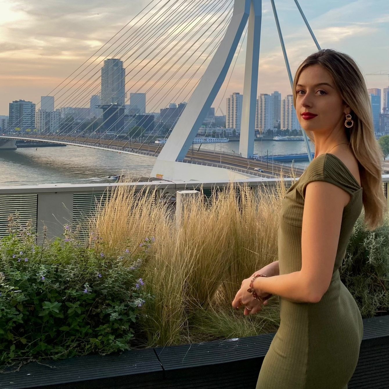 Lauren — Model & Hostess in Rotterdam photo 2