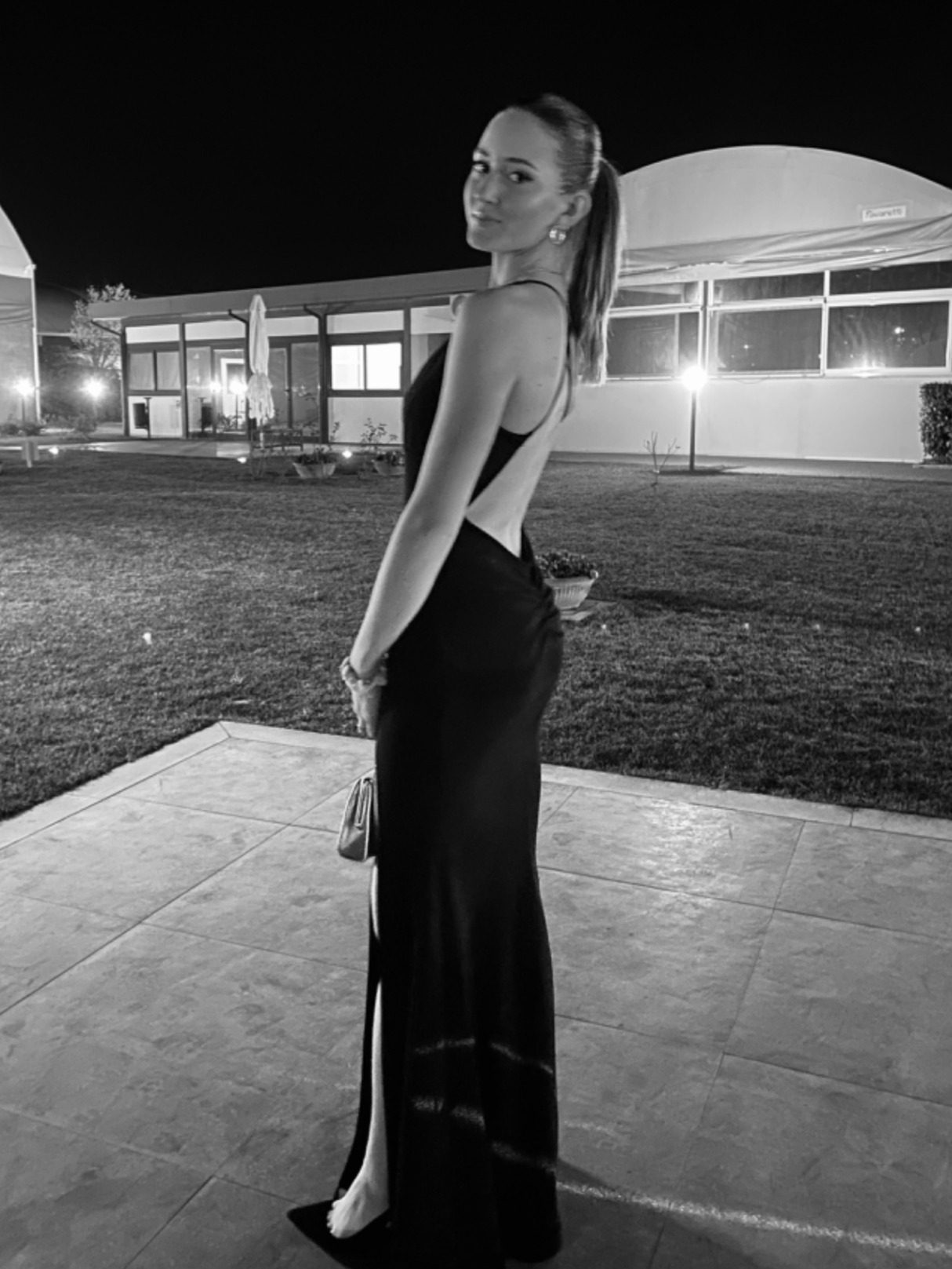 Veronica — Model & Hostess in Milano photo 2