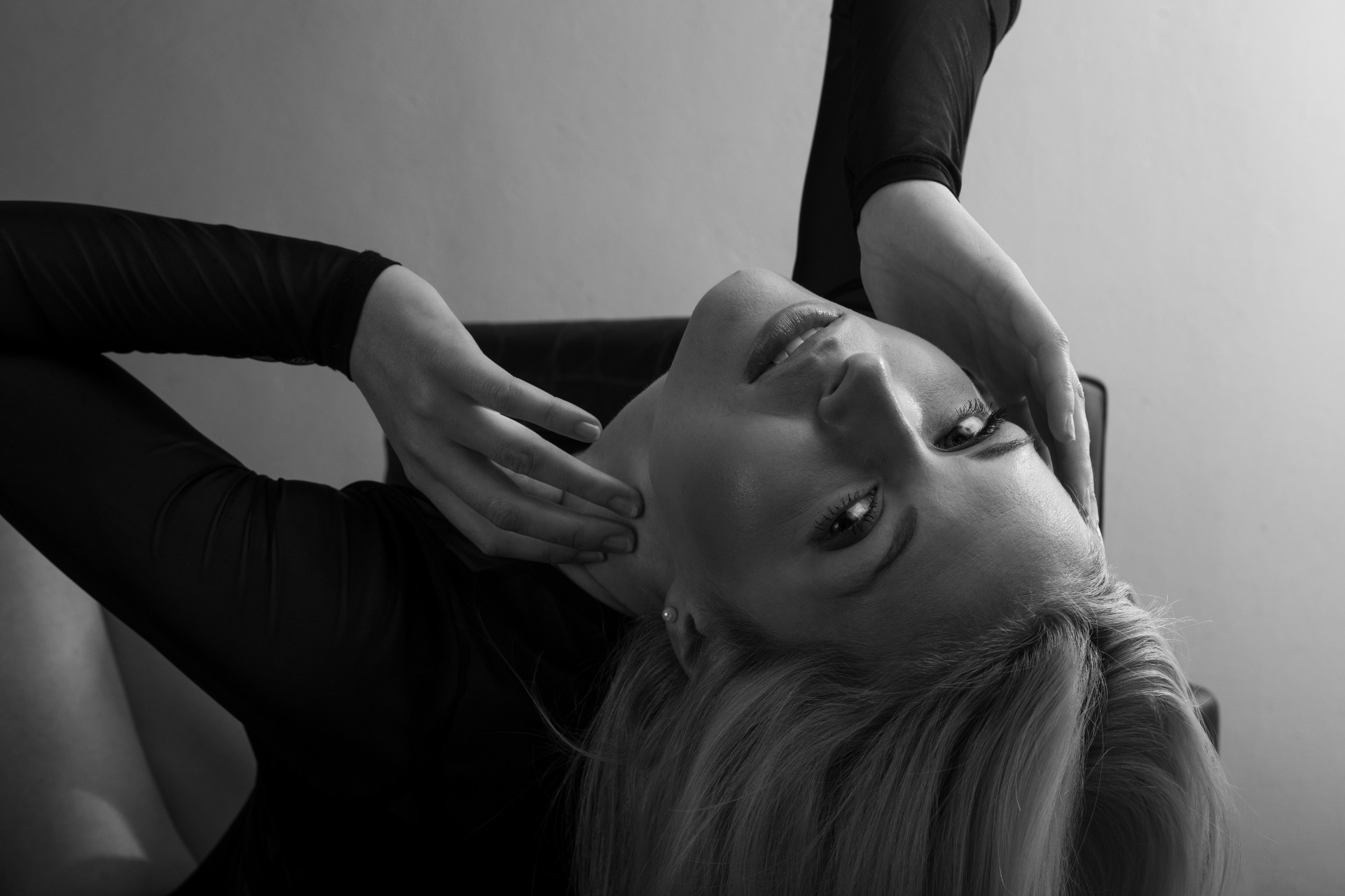 Barbora — Model & Hostess in Innsbruck photo 2
