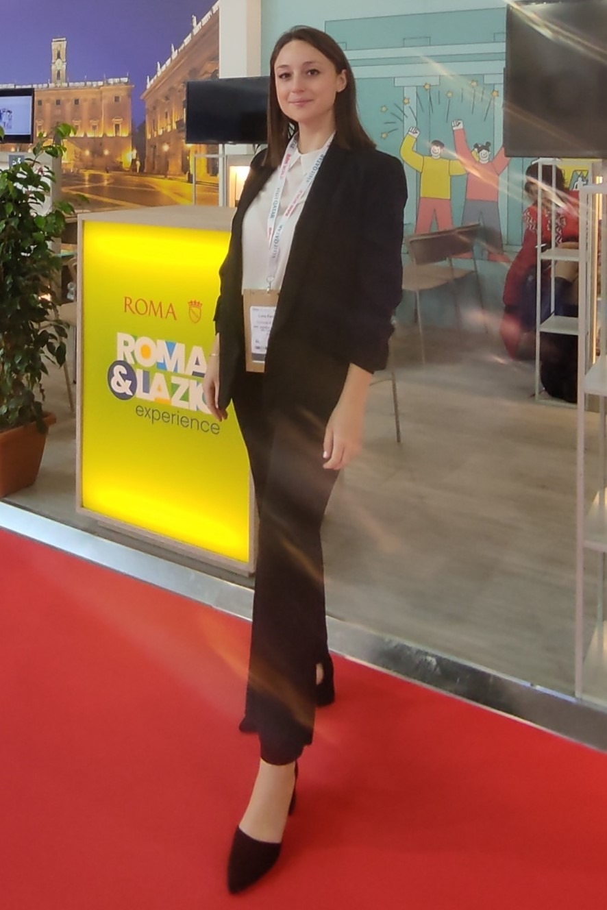 Luna — Model & Hostess in Reggio Emilia photo 2