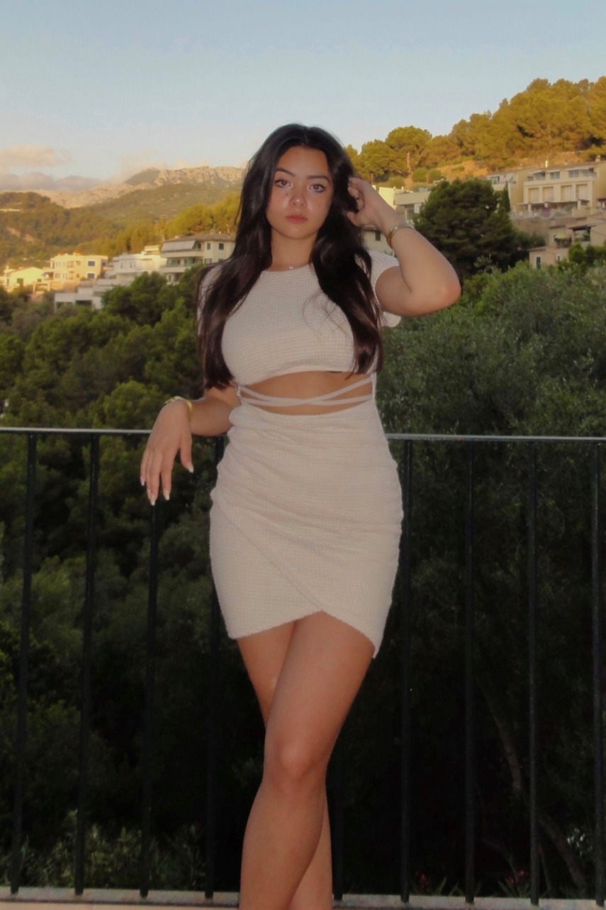 Lou-han — Model & Hostess in Ivry-sur-seine photo 1