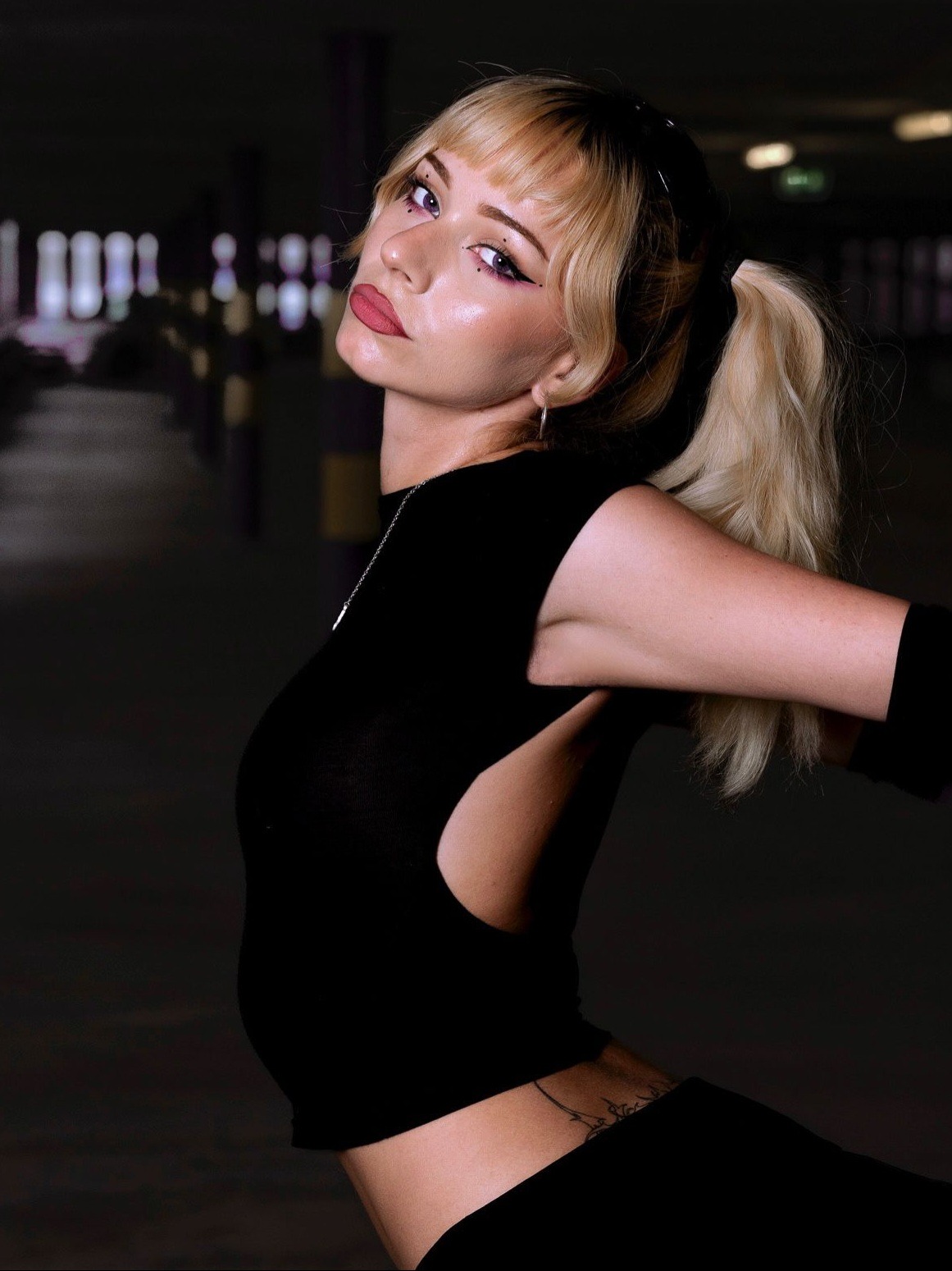 Gloria Catrinel — Model & Hostess in Z&uuml;rich photo 1