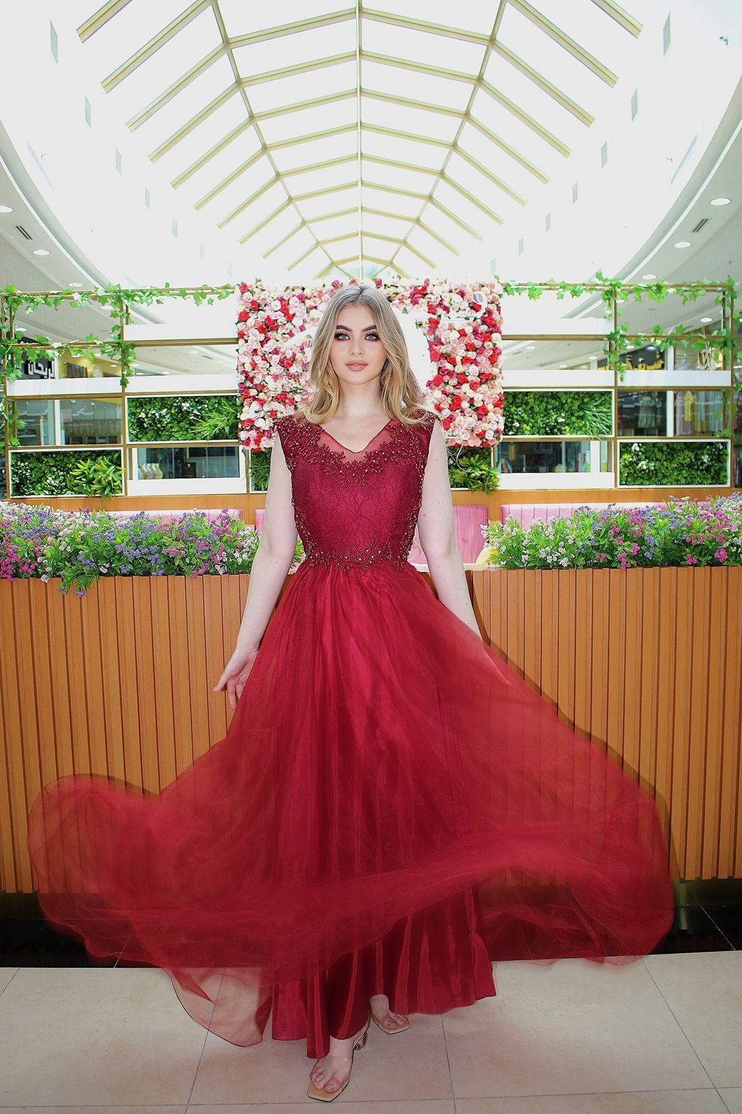 Alisha — Model & Hostess in Dubai photo 8
