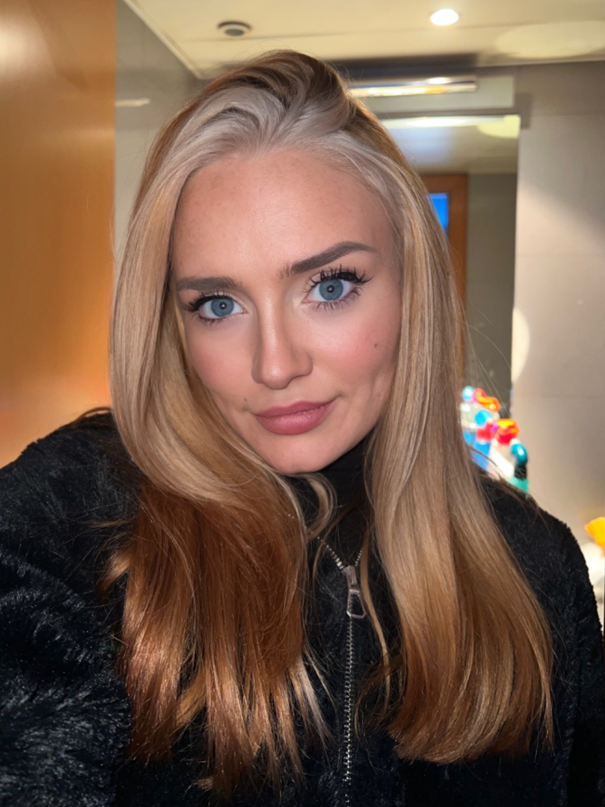 Fionnuala — Model & Hostess in Barcelona photo 3