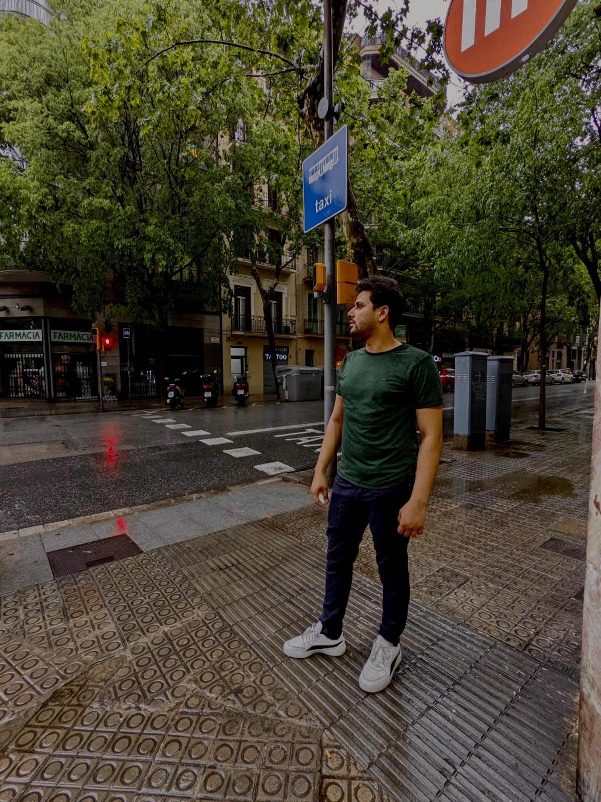 Muhammad Hassan — Model & Host in Barcelona photo 4