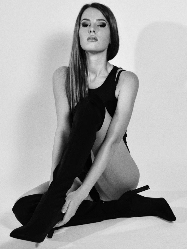 Tamara — Model & Hostess in Barcelona photo 3