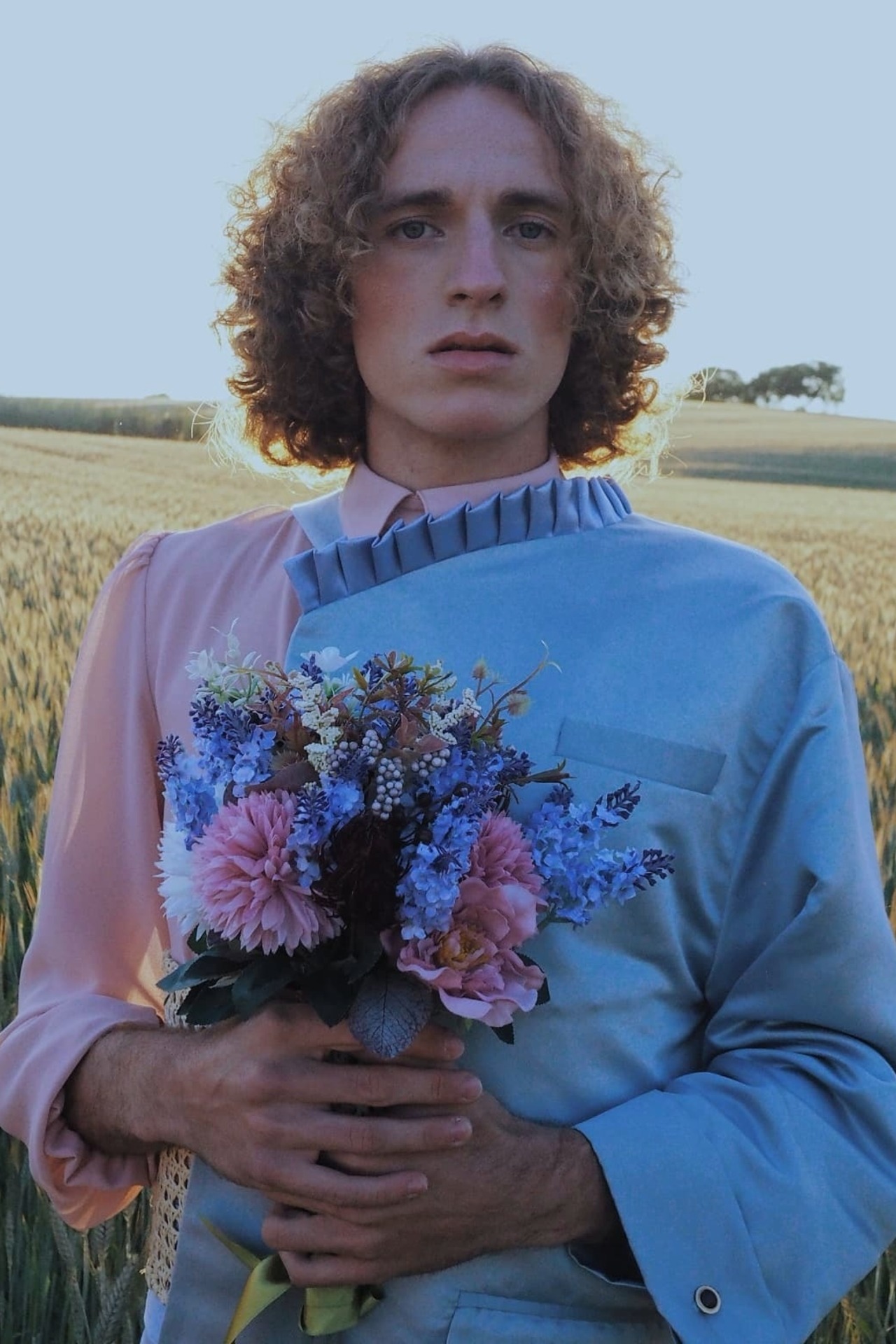 Uri — Model & Host in Barber&agrave; Del Vall&egrave;s photo 3